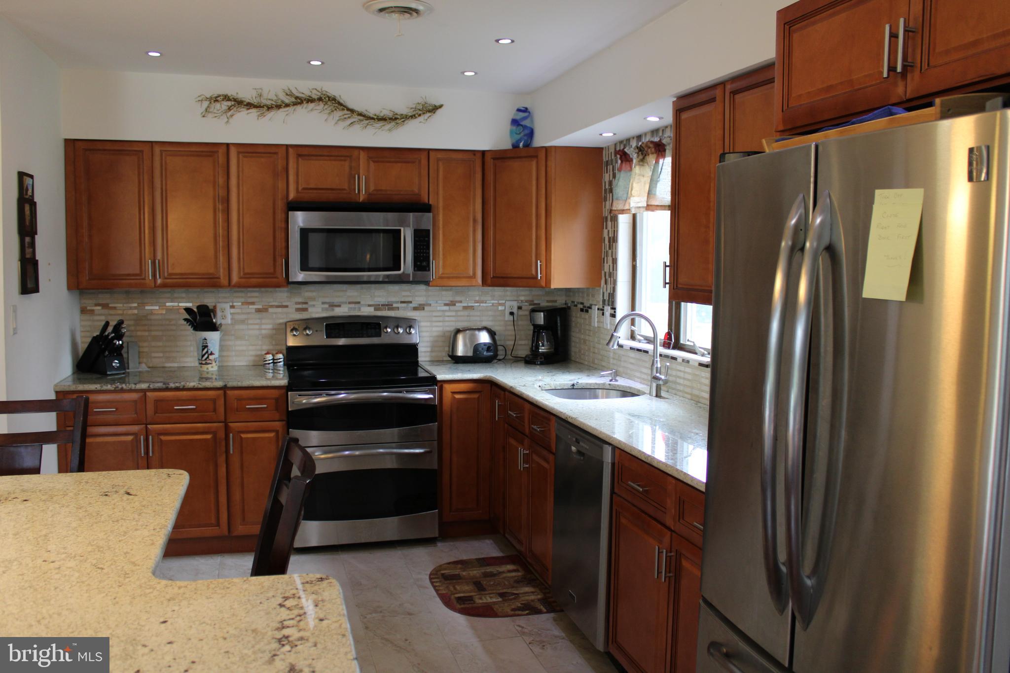 CHESAPEAKE ISLE - Residential