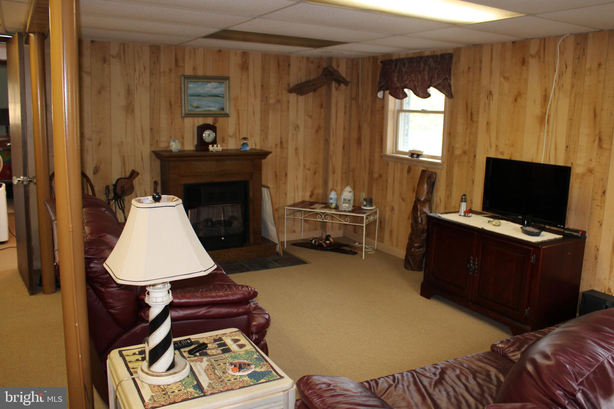 CHESAPEAKE ISLE - Residential