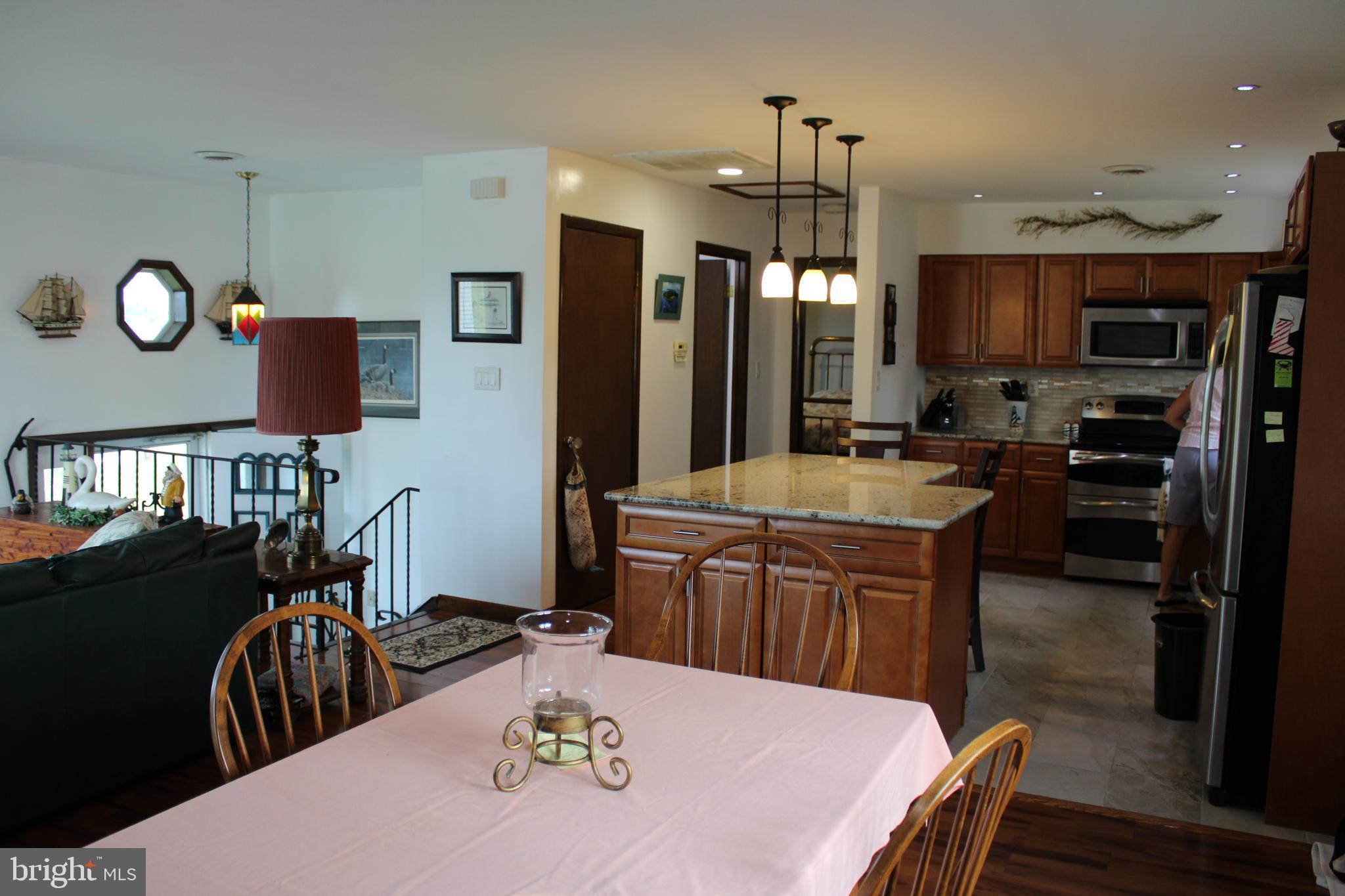 CHESAPEAKE ISLE - Residential