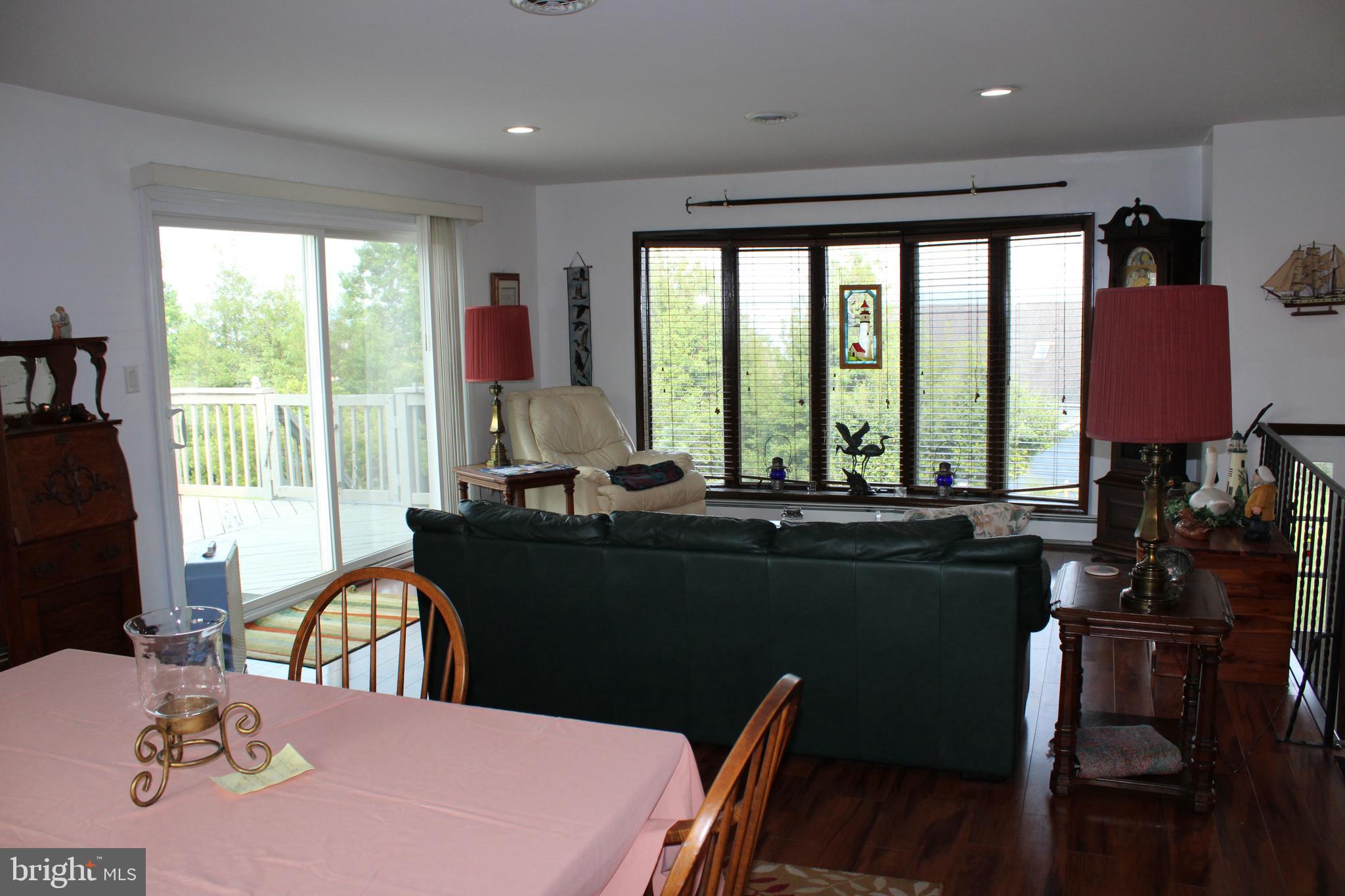 CHESAPEAKE ISLE - Residential