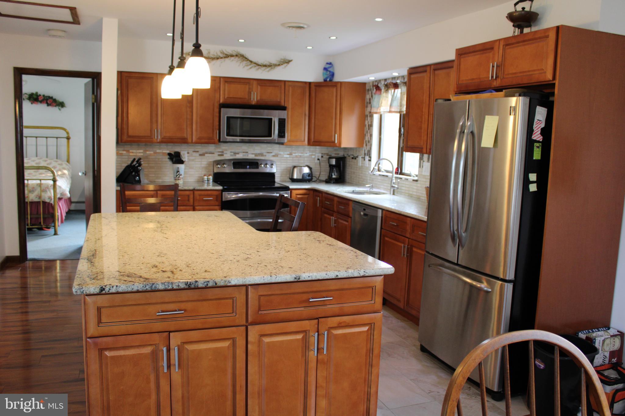 CHESAPEAKE ISLE - Residential