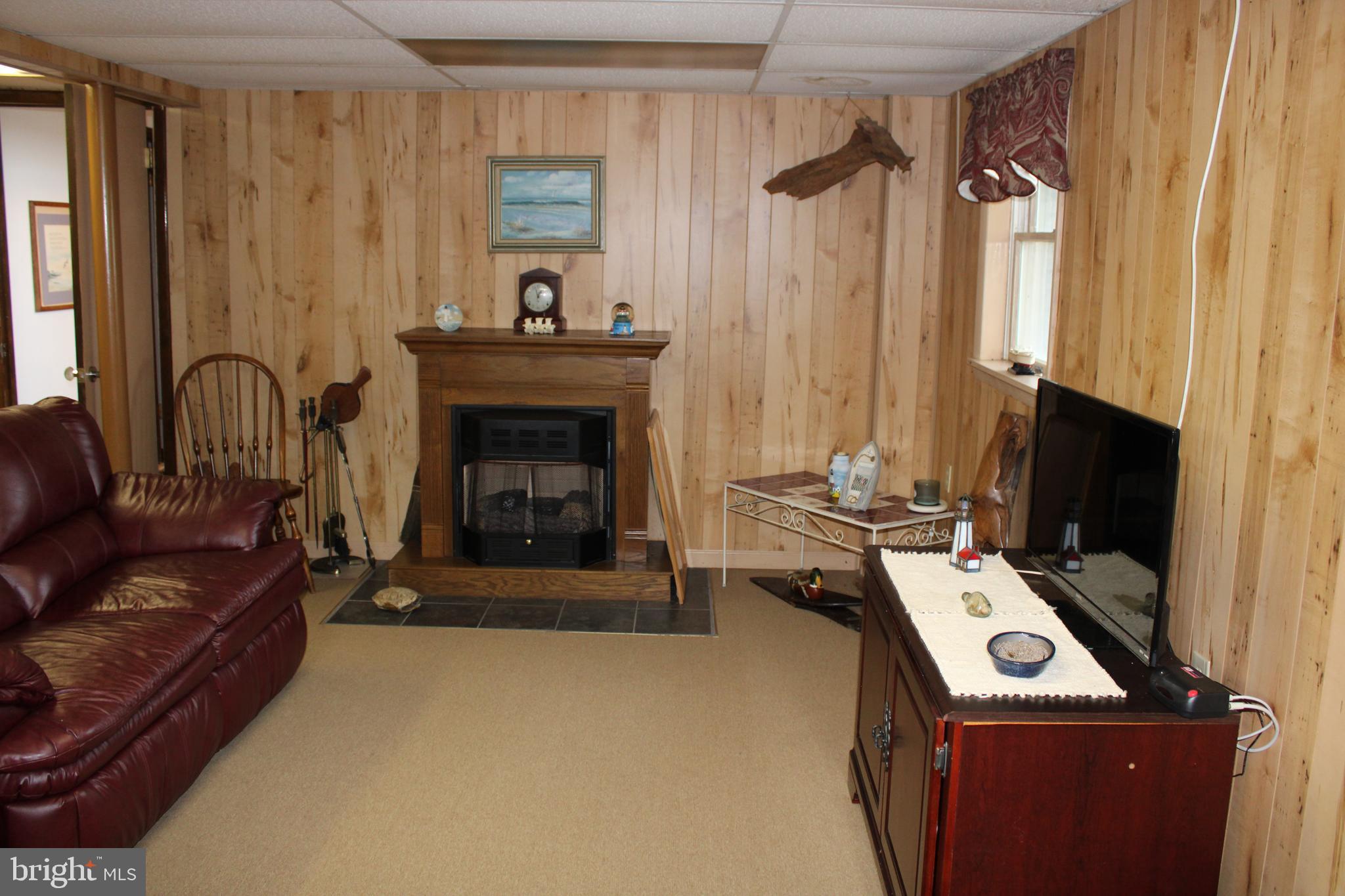 CHESAPEAKE ISLE - Residential