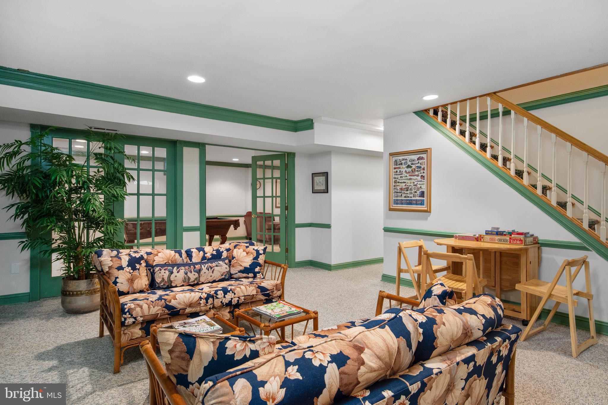 BELVOIR FARMS - Residential