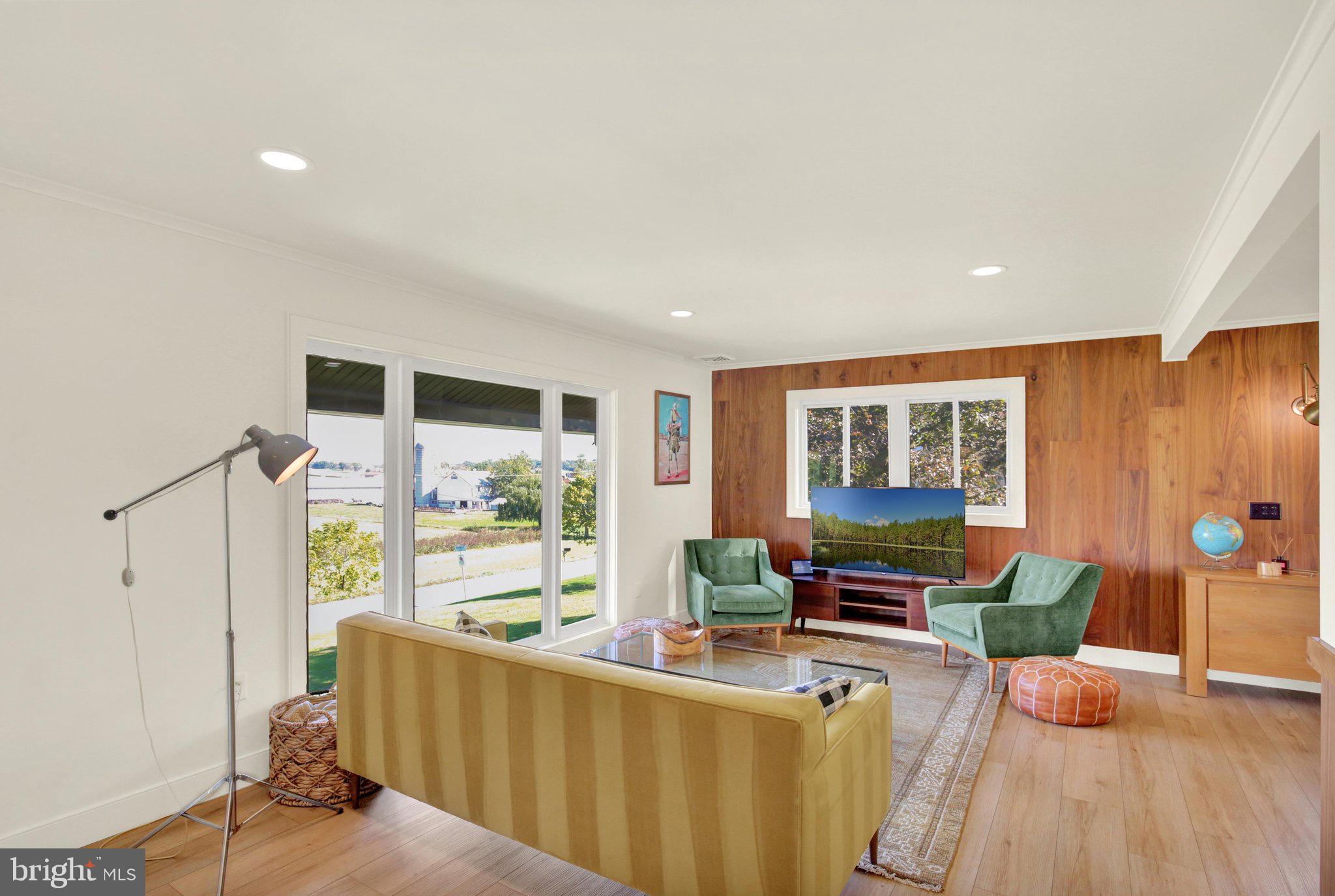 722 WATER EDGE ROAD