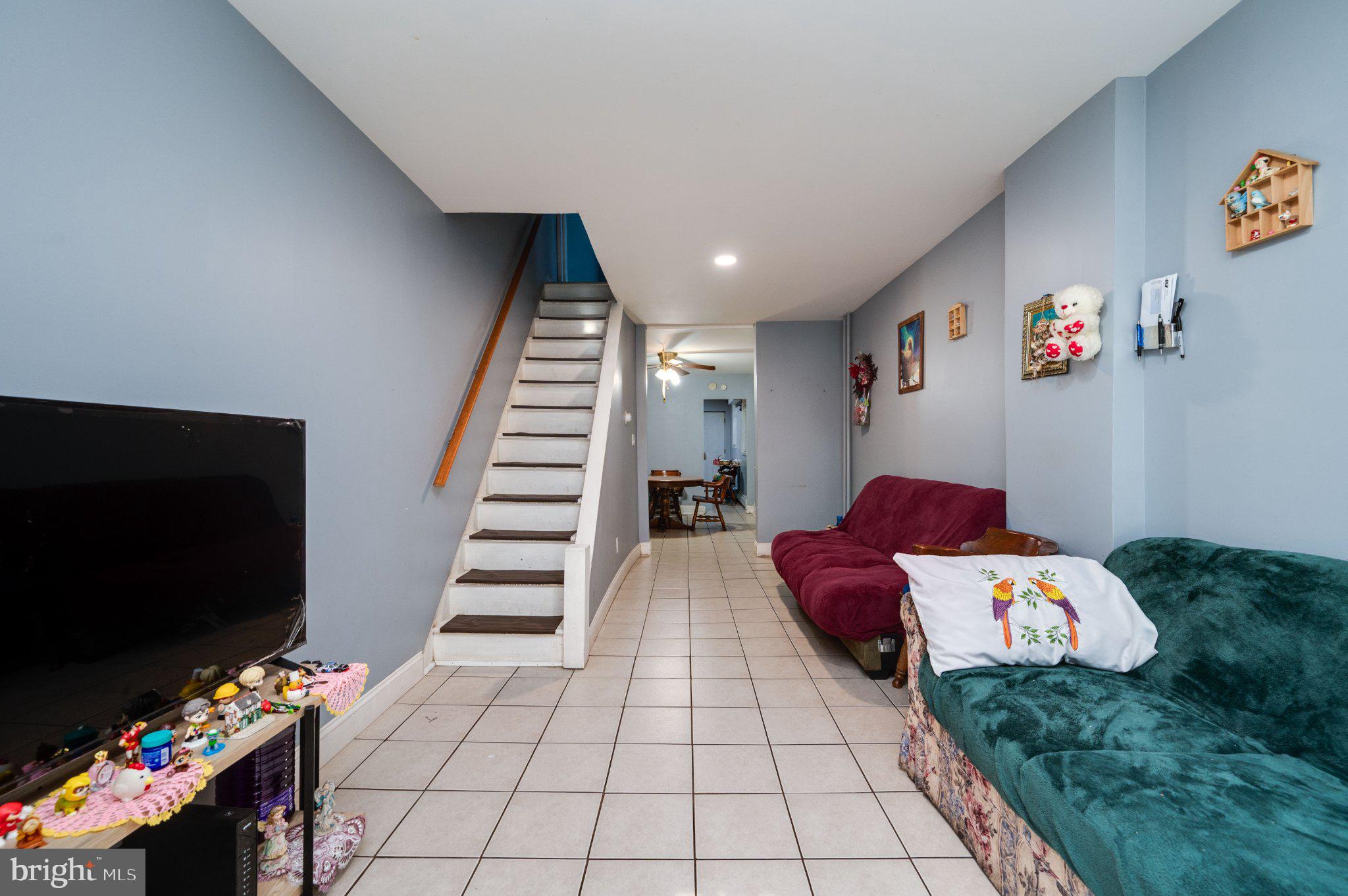 625 LOCUST STREET