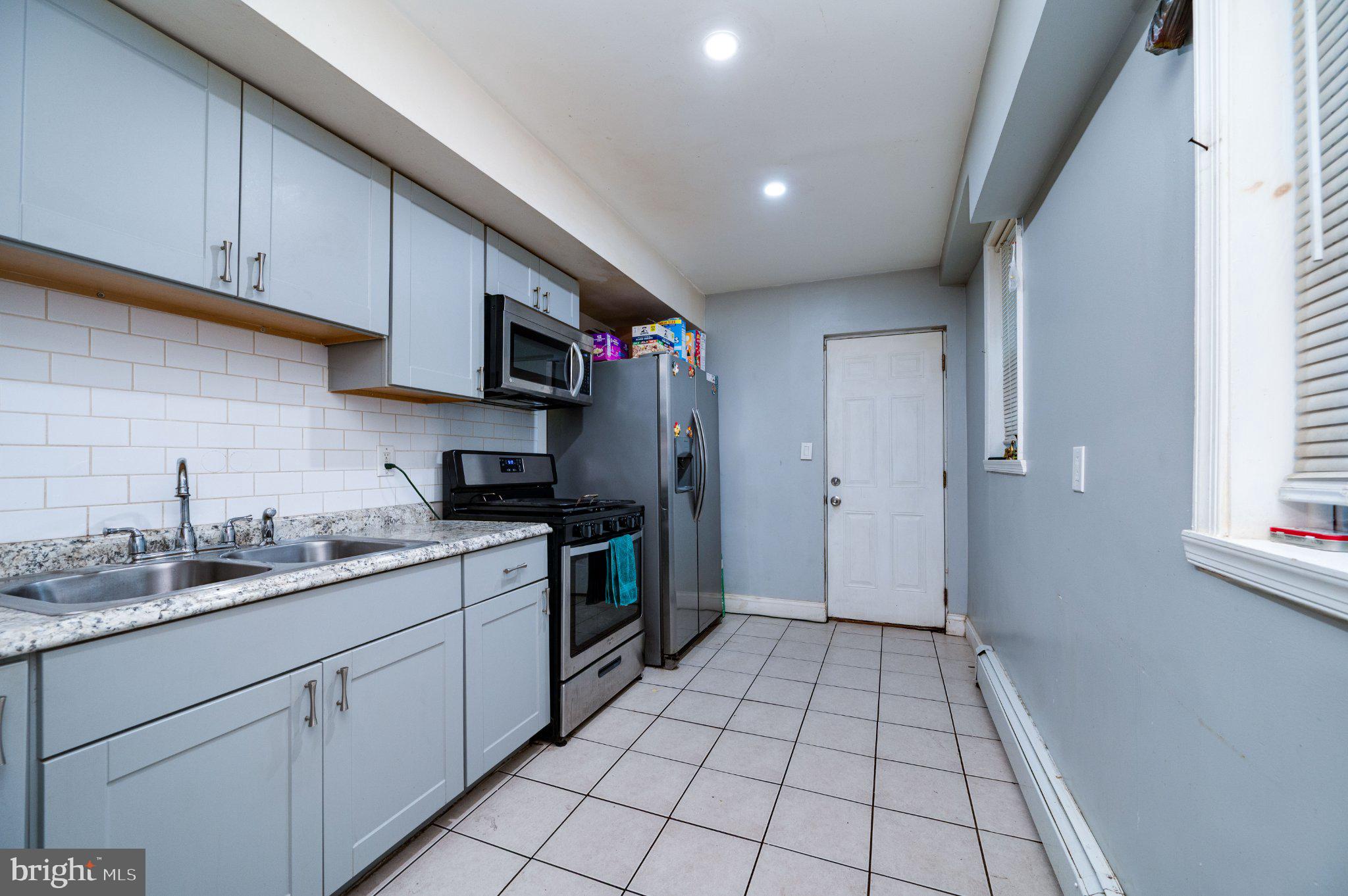 625 LOCUST STREET