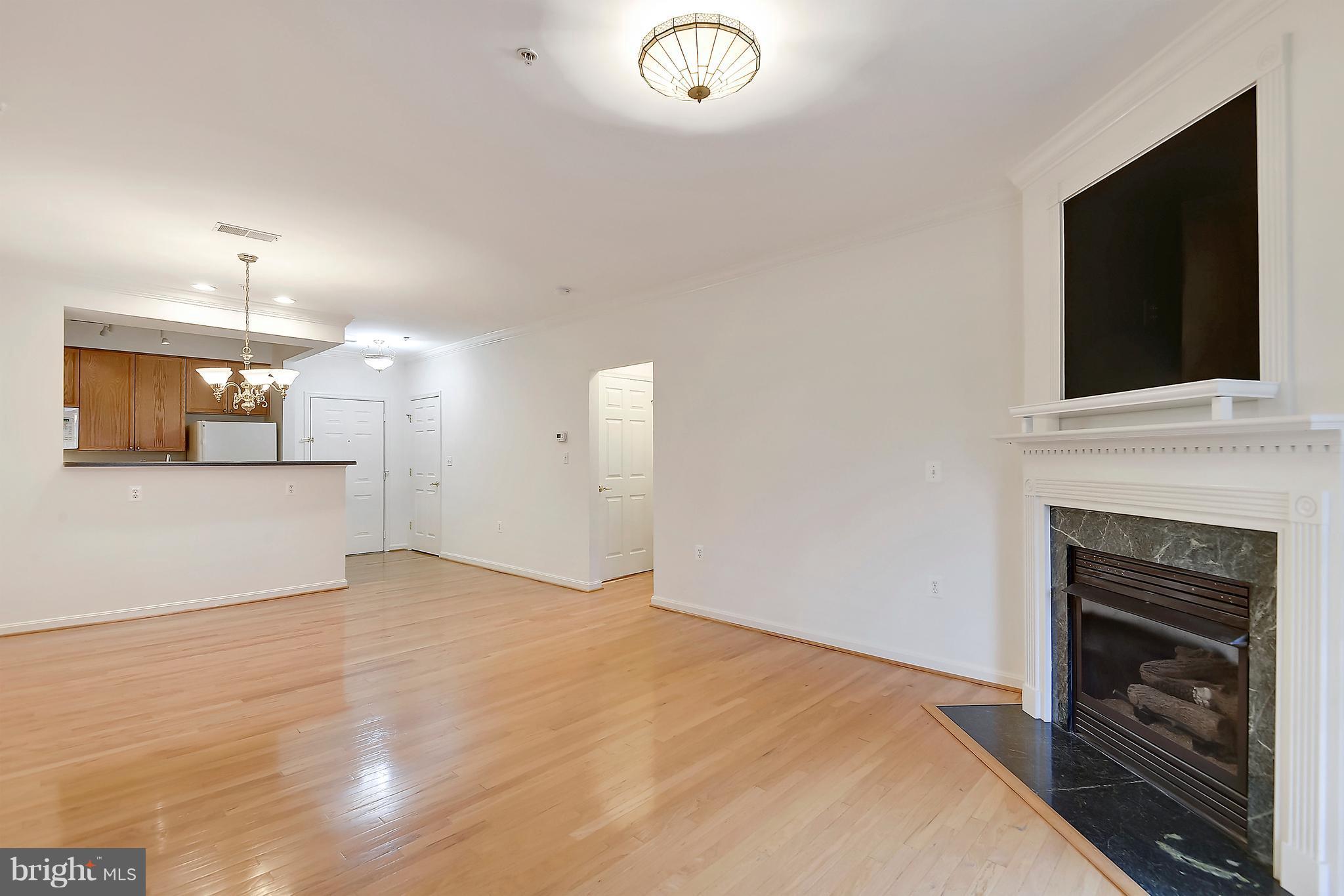 CARLTON PLACE - Residential Lease