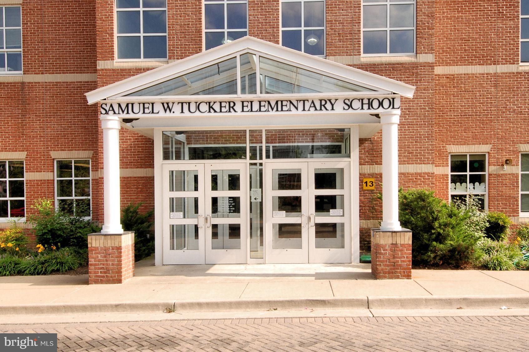 CARLTON PLACE - Residential Lease