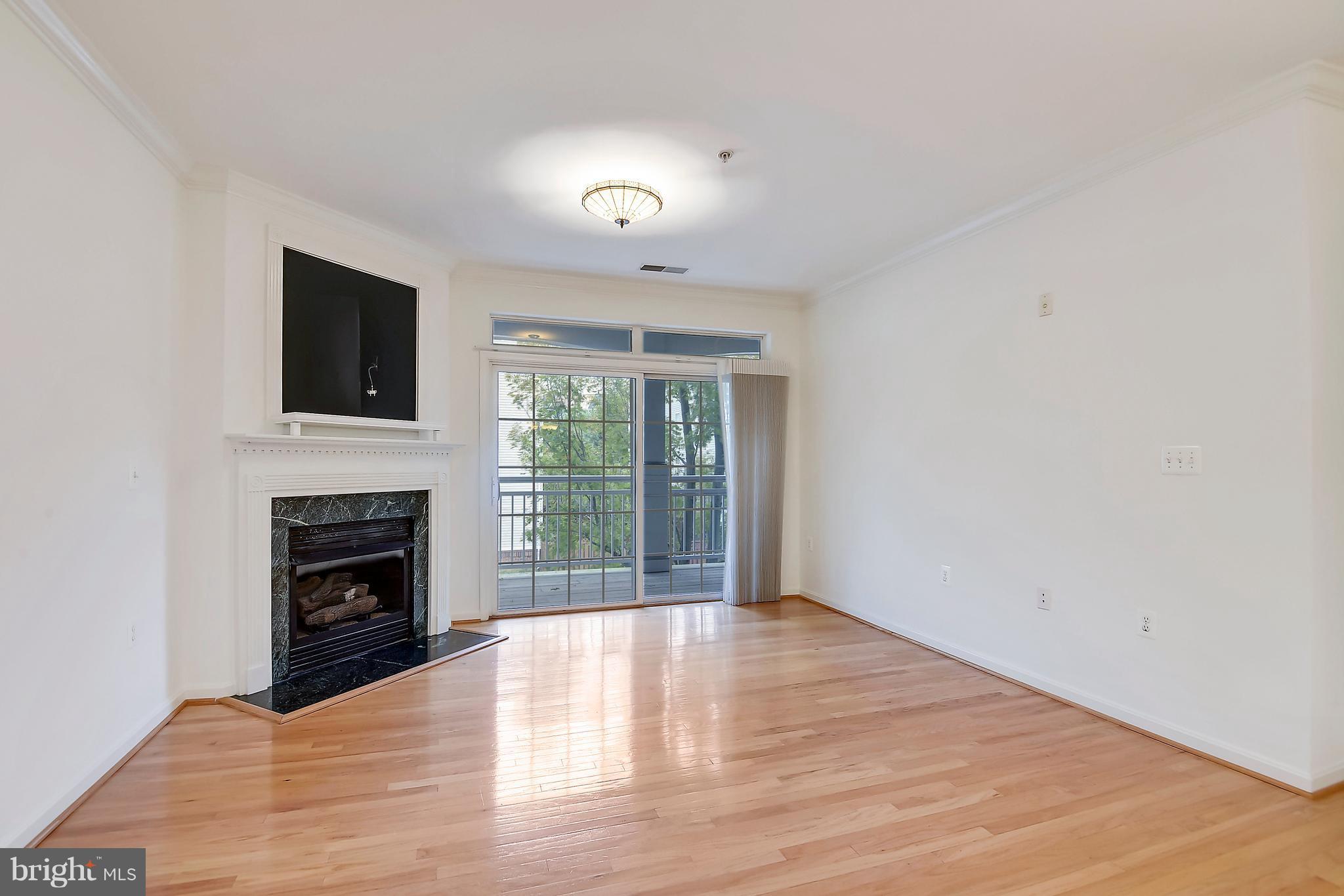 CARLTON PLACE - Residential Lease