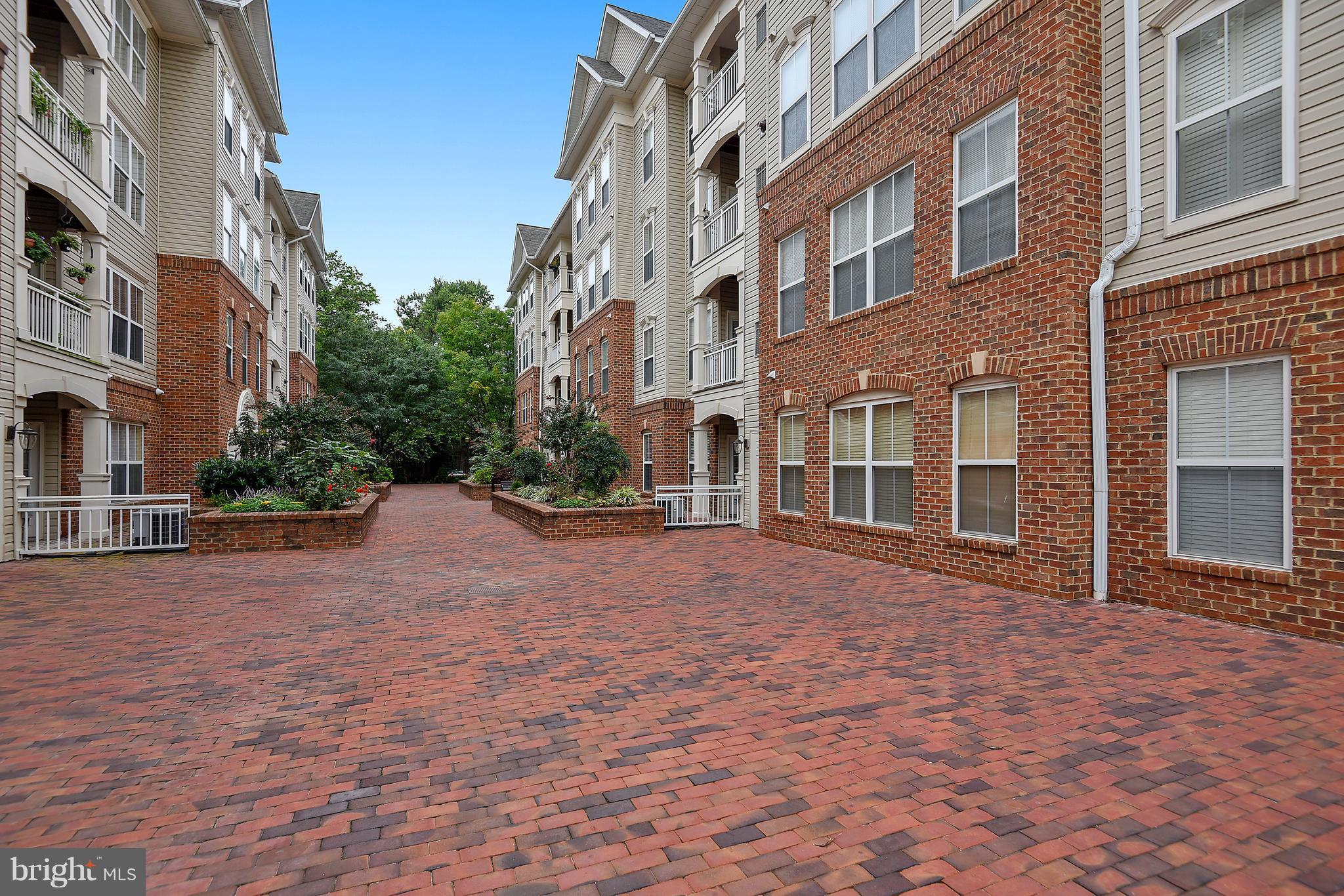 CARLTON PLACE - Residential Lease