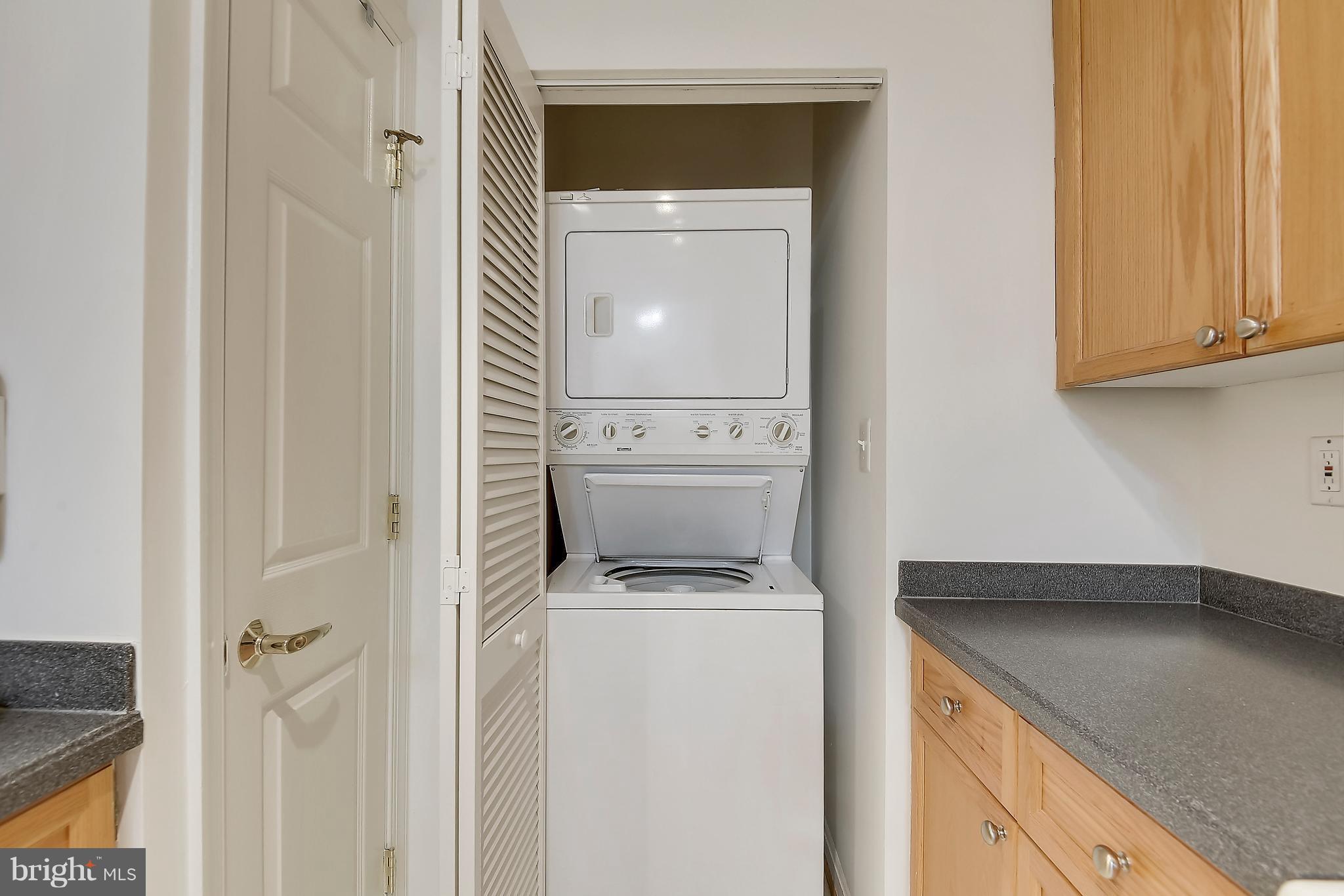 CARLTON PLACE - Residential Lease