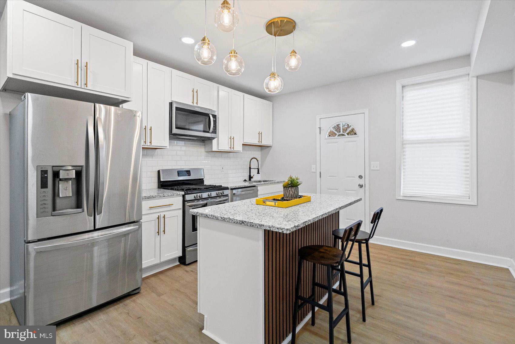 BIDDLE STREET - Residential