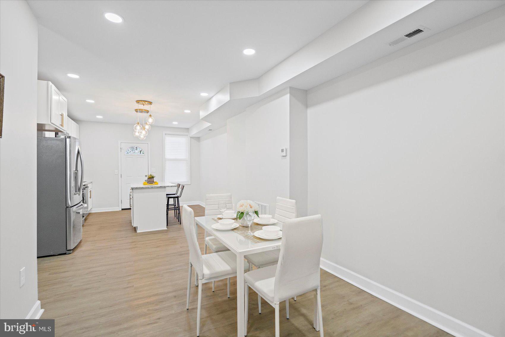 BIDDLE STREET - Residential