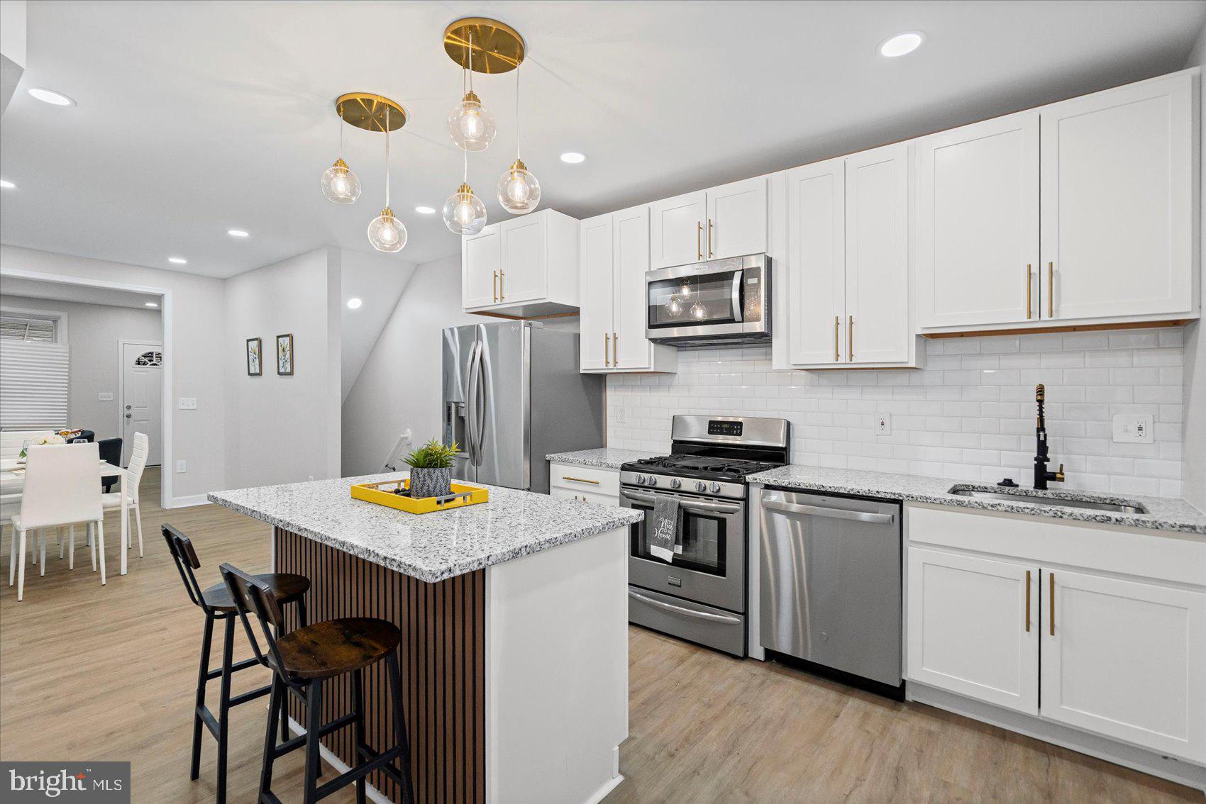 BIDDLE STREET - Residential