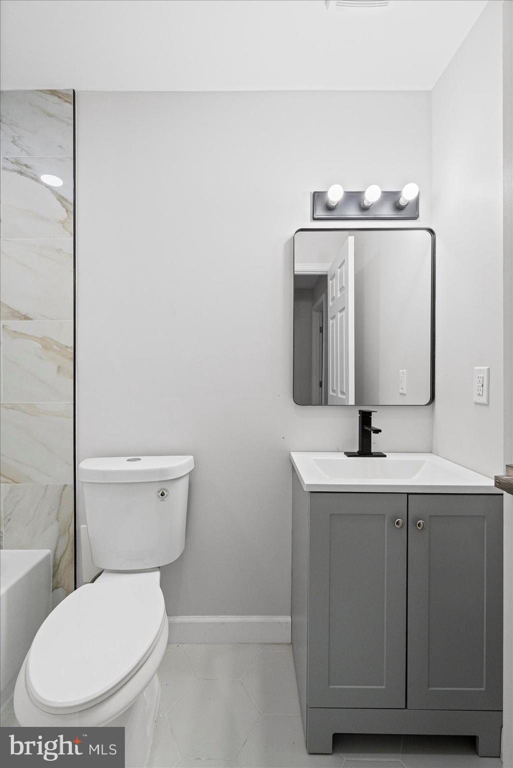 BIDDLE STREET - Residential