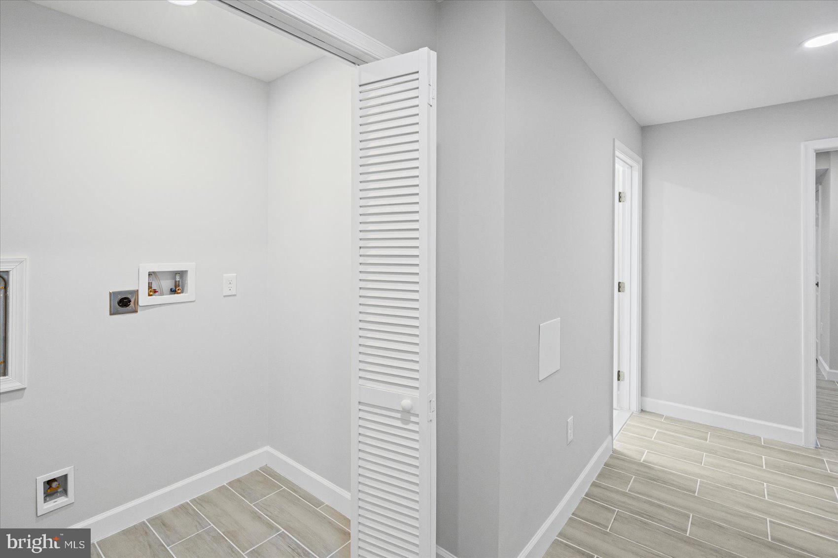 BIDDLE STREET - Residential