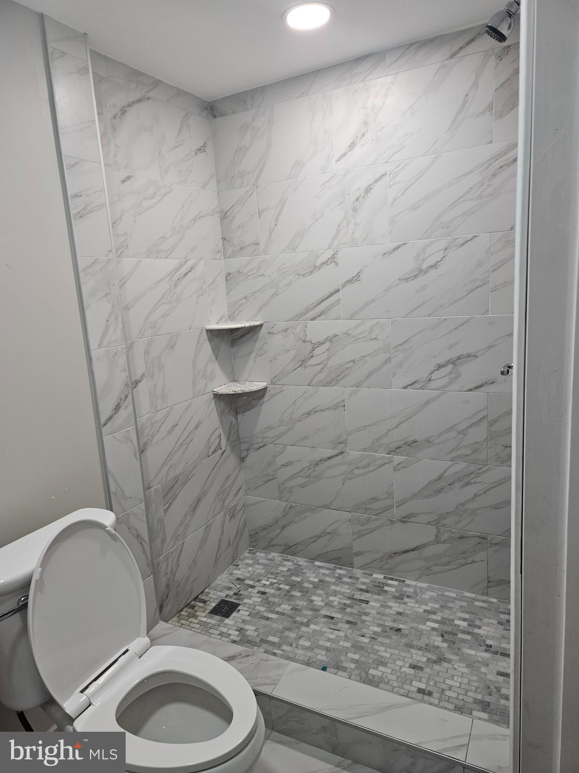 SUGARLAND RUN - Residential