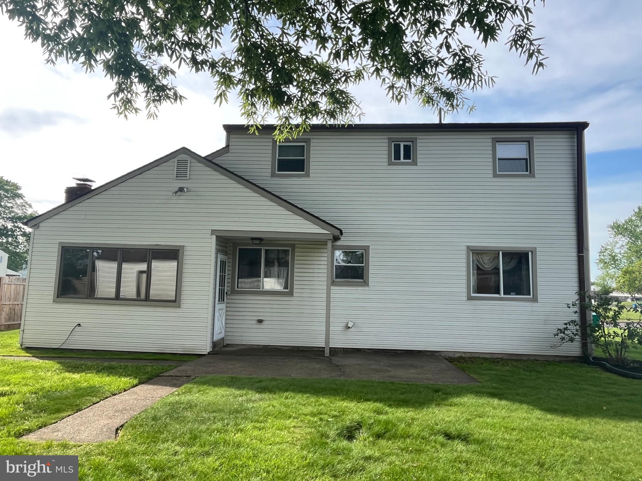 524 EHRET ROAD