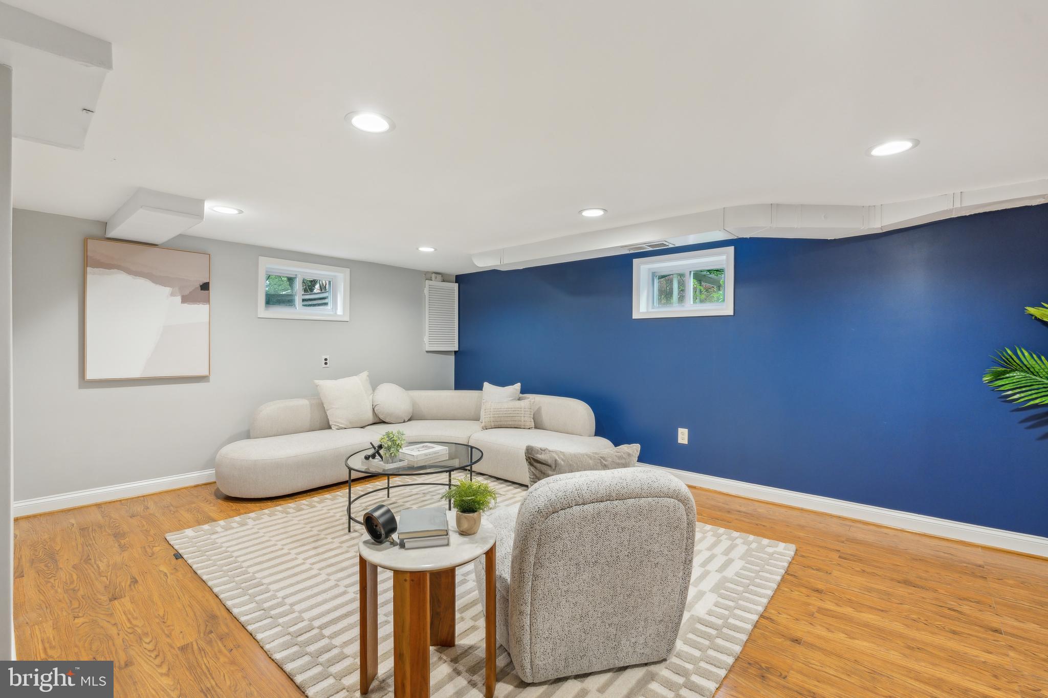 KENSINGTON ESTATES - Residential