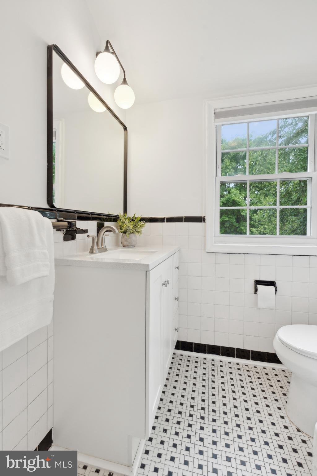 KENSINGTON ESTATES - Residential