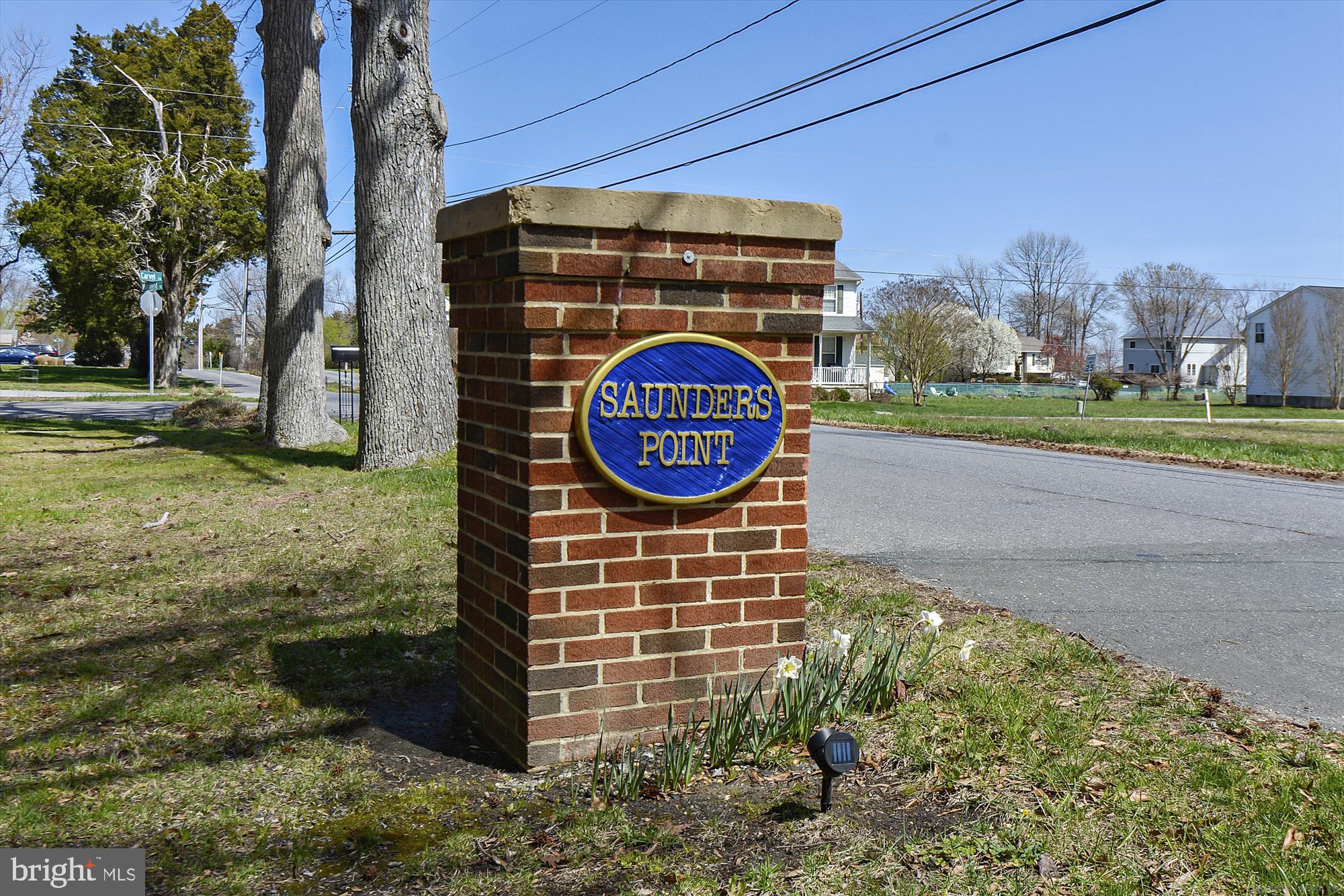 SAUNDERS POINT - Residential