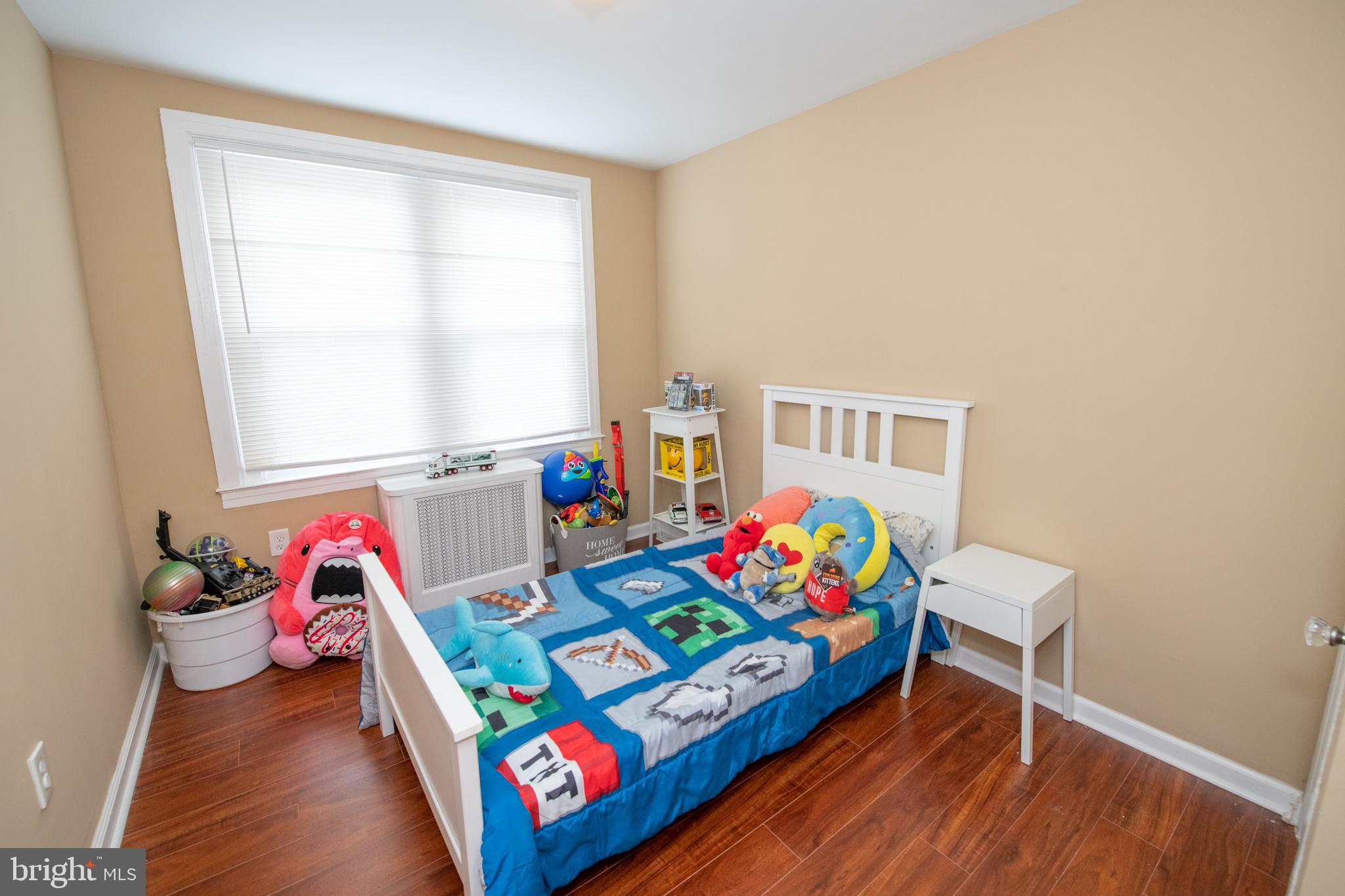 HOLMESBURG - Residential Lease