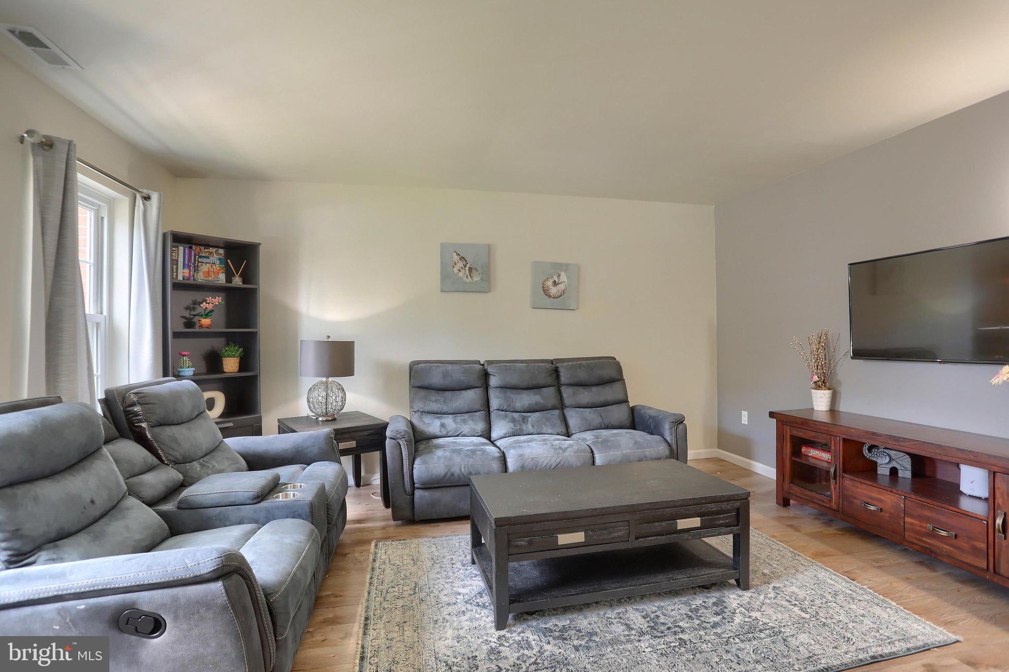 5459 POND ROAD