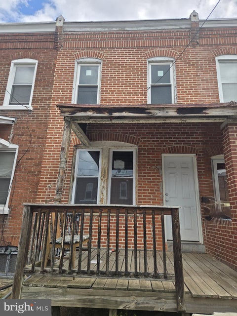 Townhouse For Sale - 313 E 22nd Street<br/> WILMINGTON, DE 19802