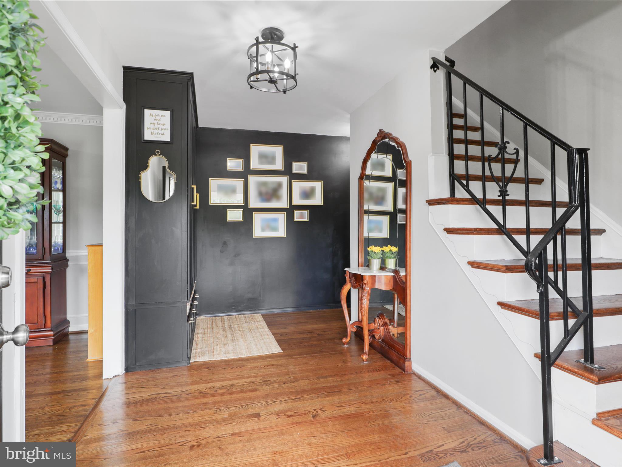 CHAPELWOOD - Residential