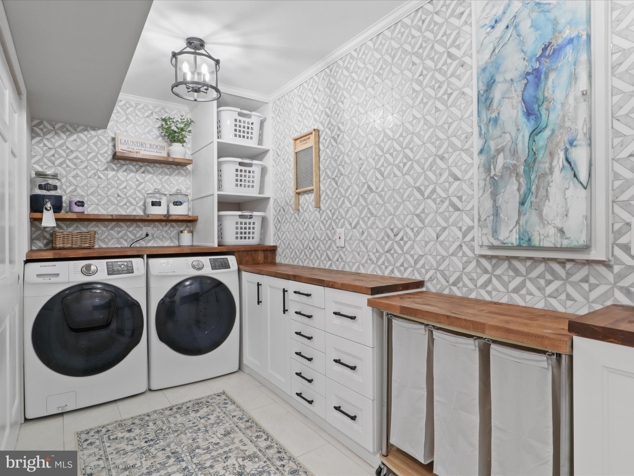 CHAPELWOOD - Residential