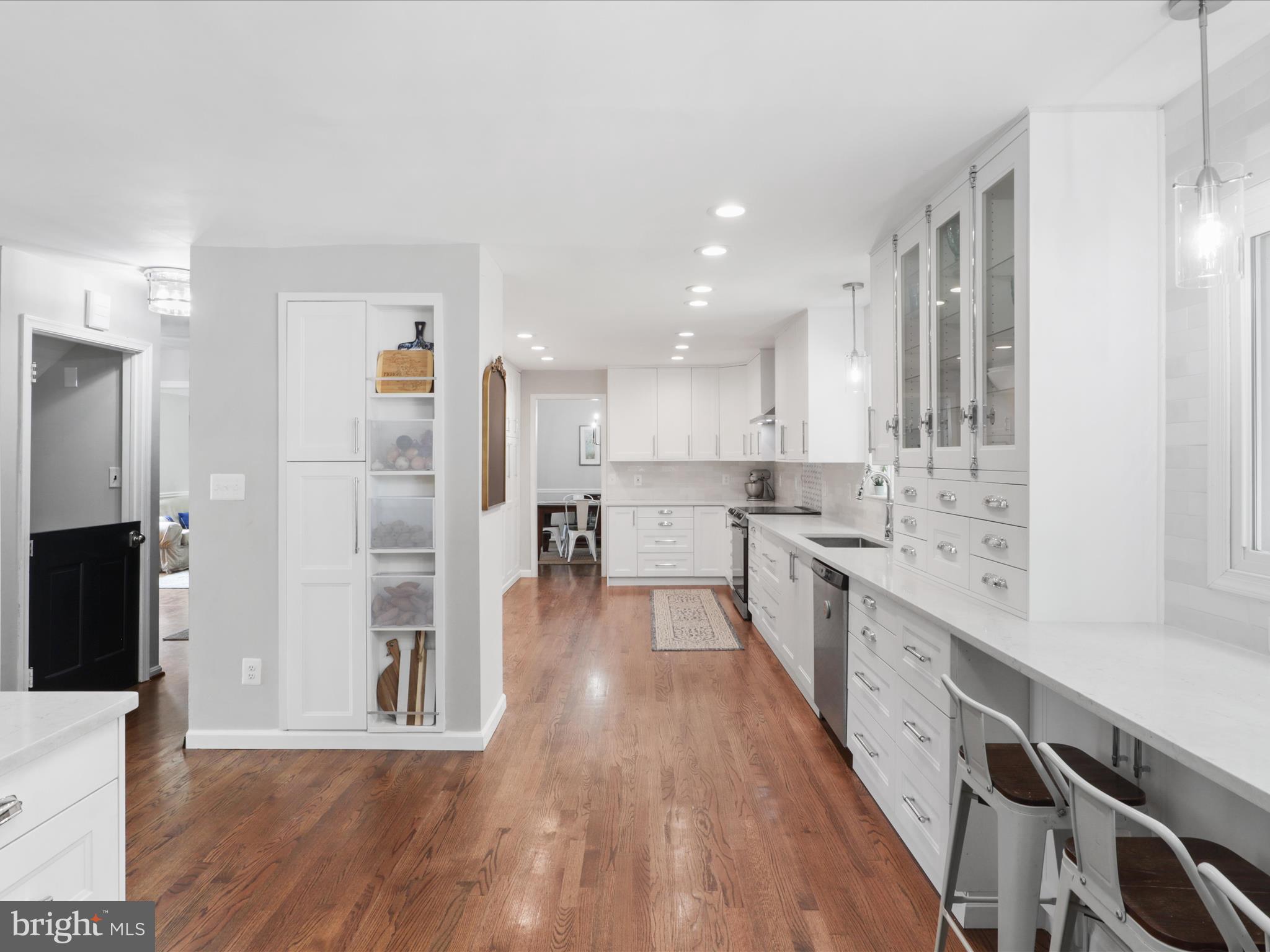 CHAPELWOOD - Residential