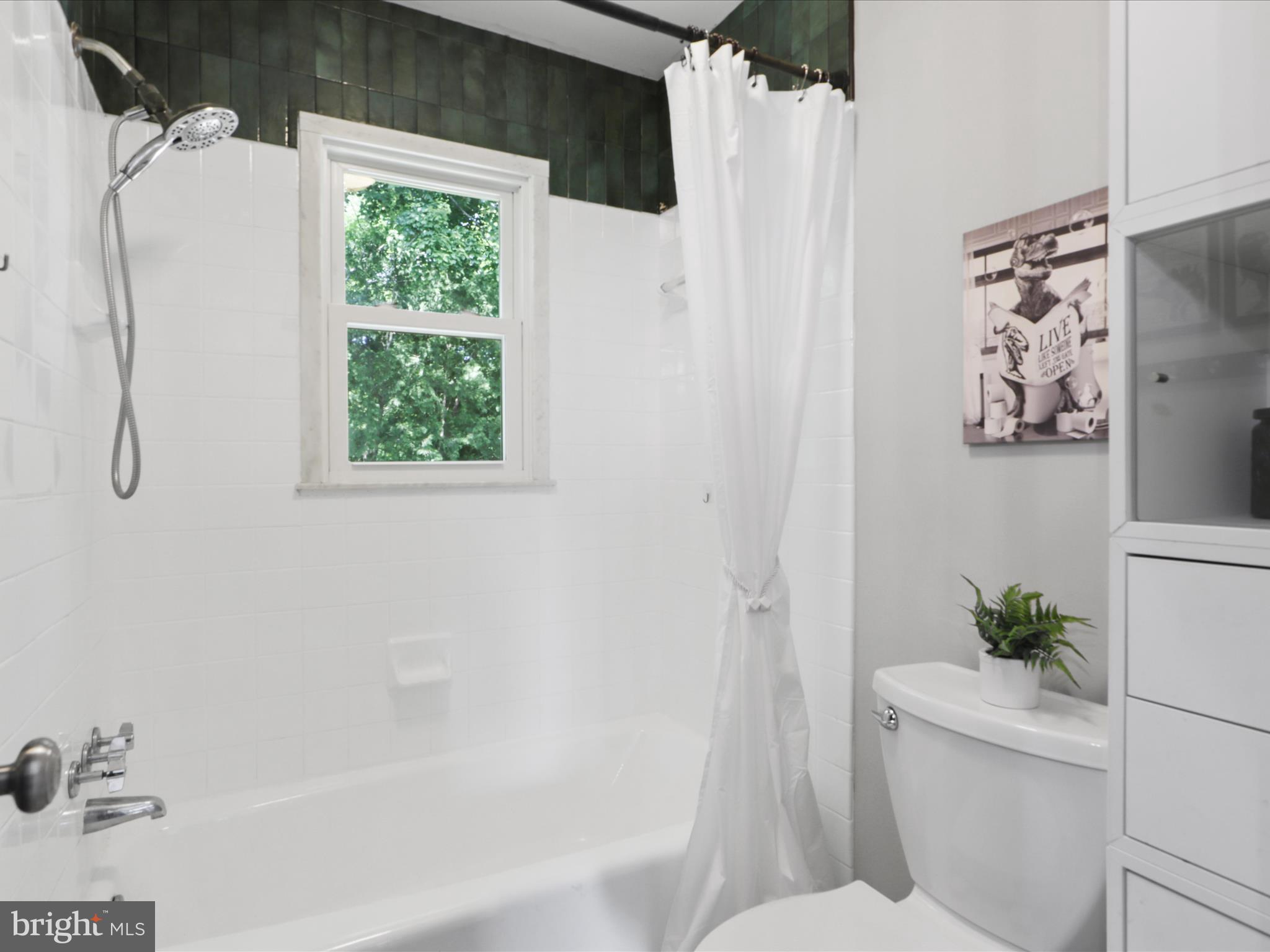 CHAPELWOOD - Residential