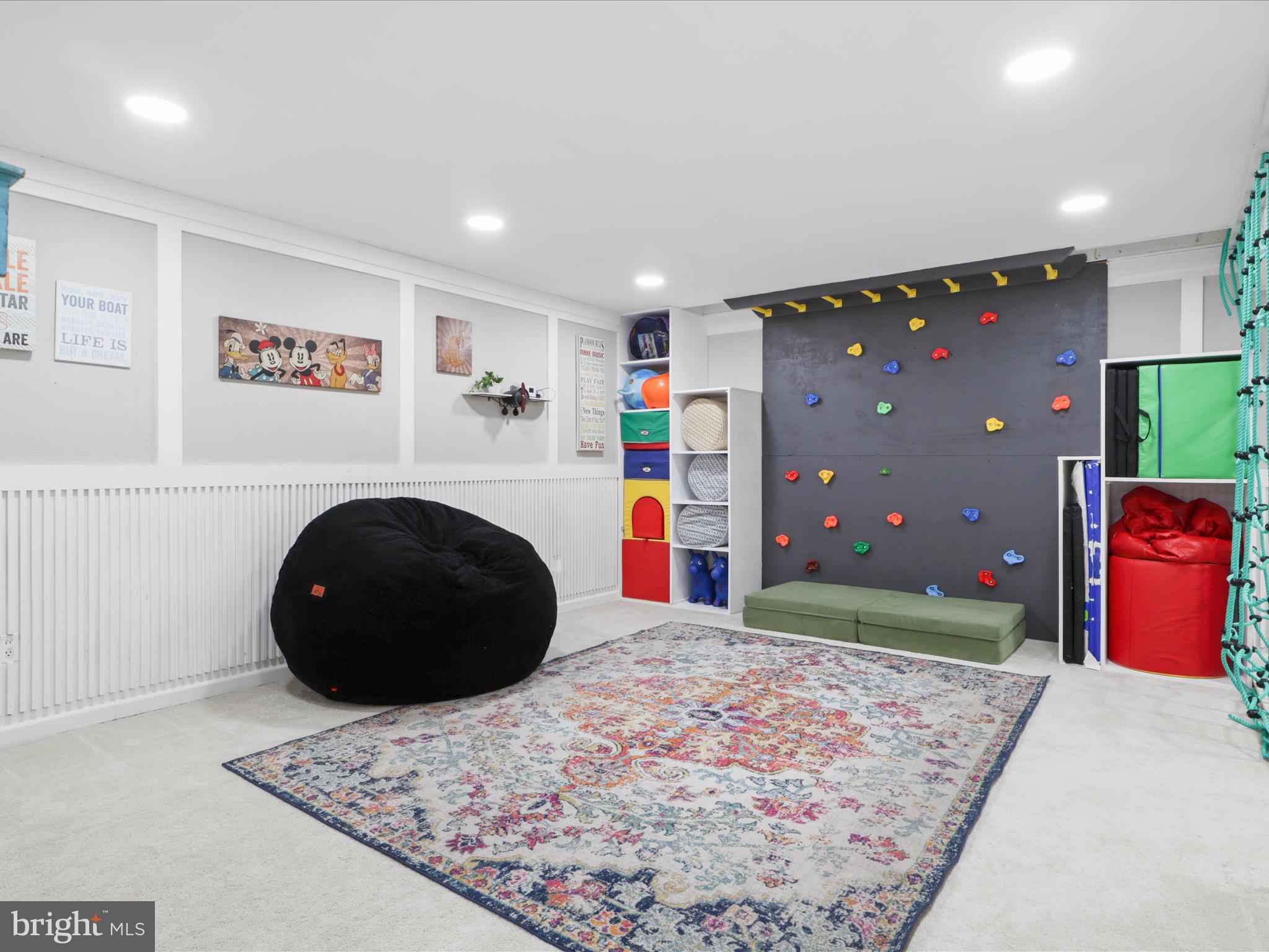 CHAPELWOOD - Residential