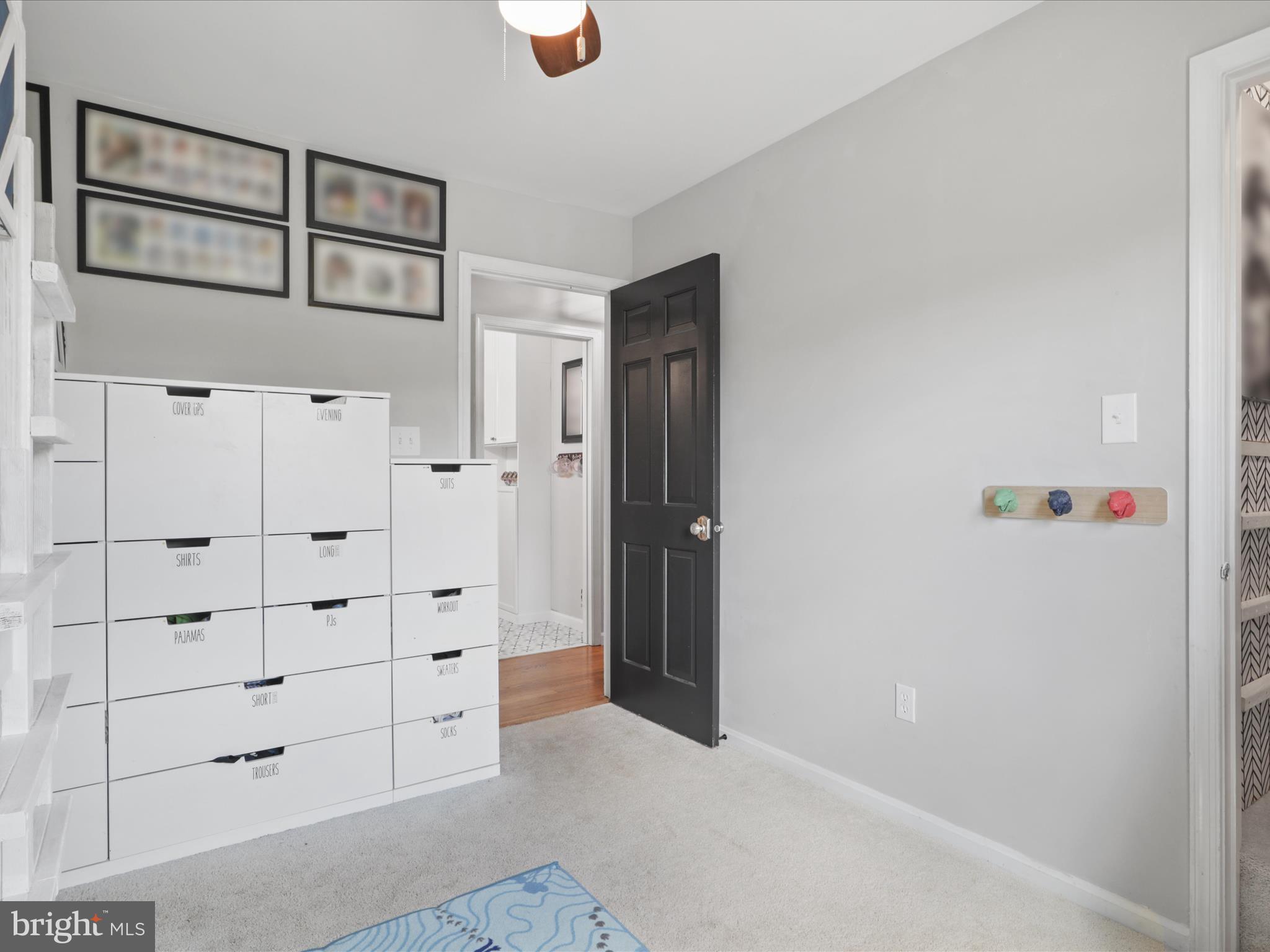 CHAPELWOOD - Residential