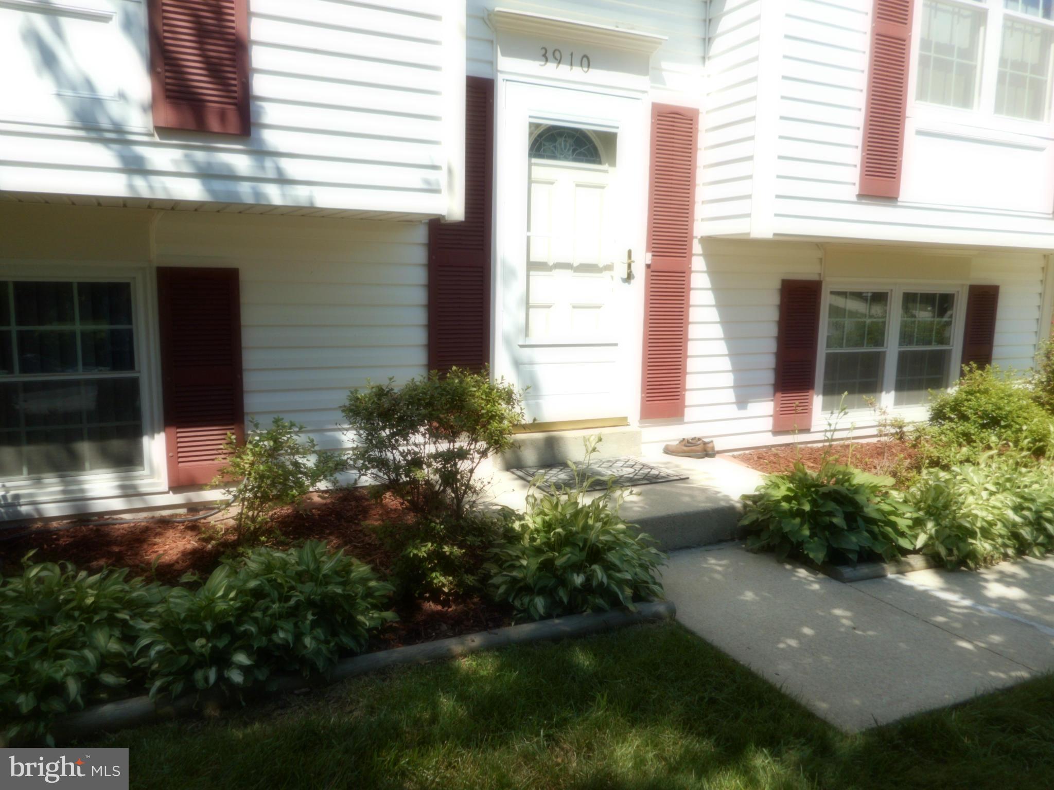 NORTHVIEW AT LAKE VILLAGE - Residential