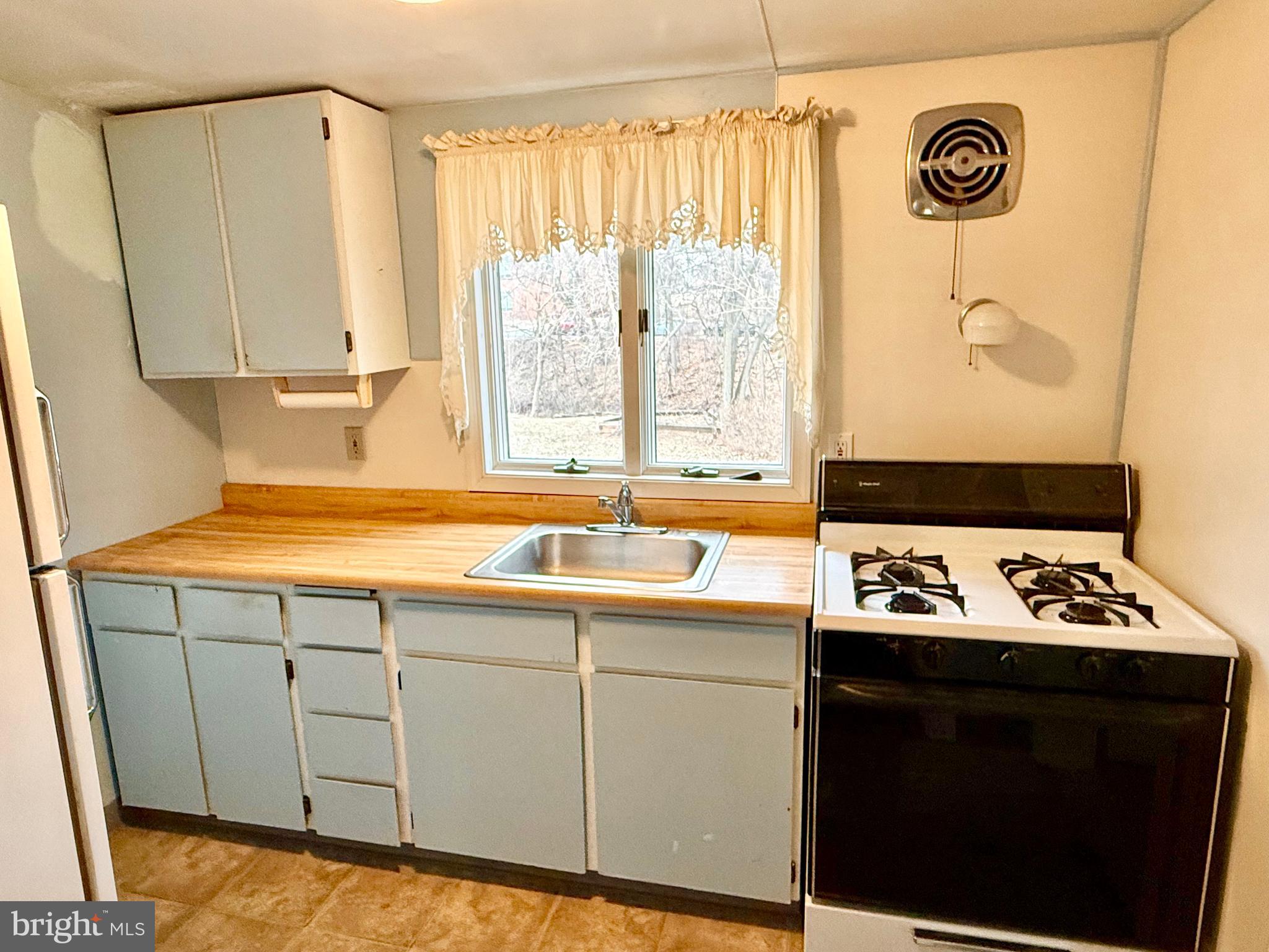 POTTSTOWN - Residential