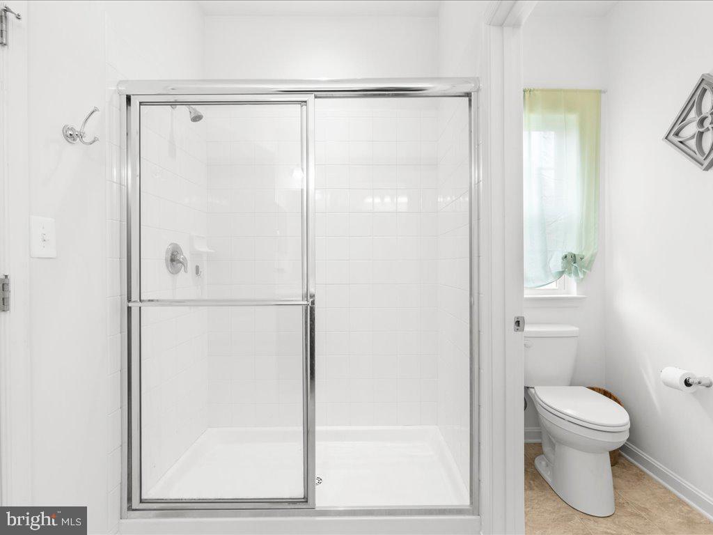 LONGBOAT ESTATES - Residential