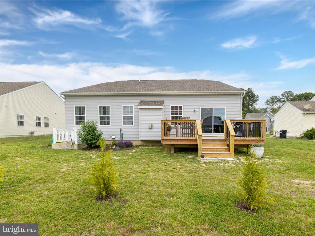 LONGBOAT ESTATES - Residential