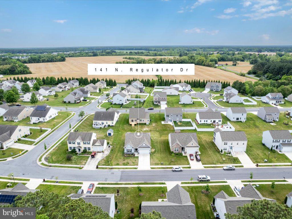 LONGBOAT ESTATES - Residential