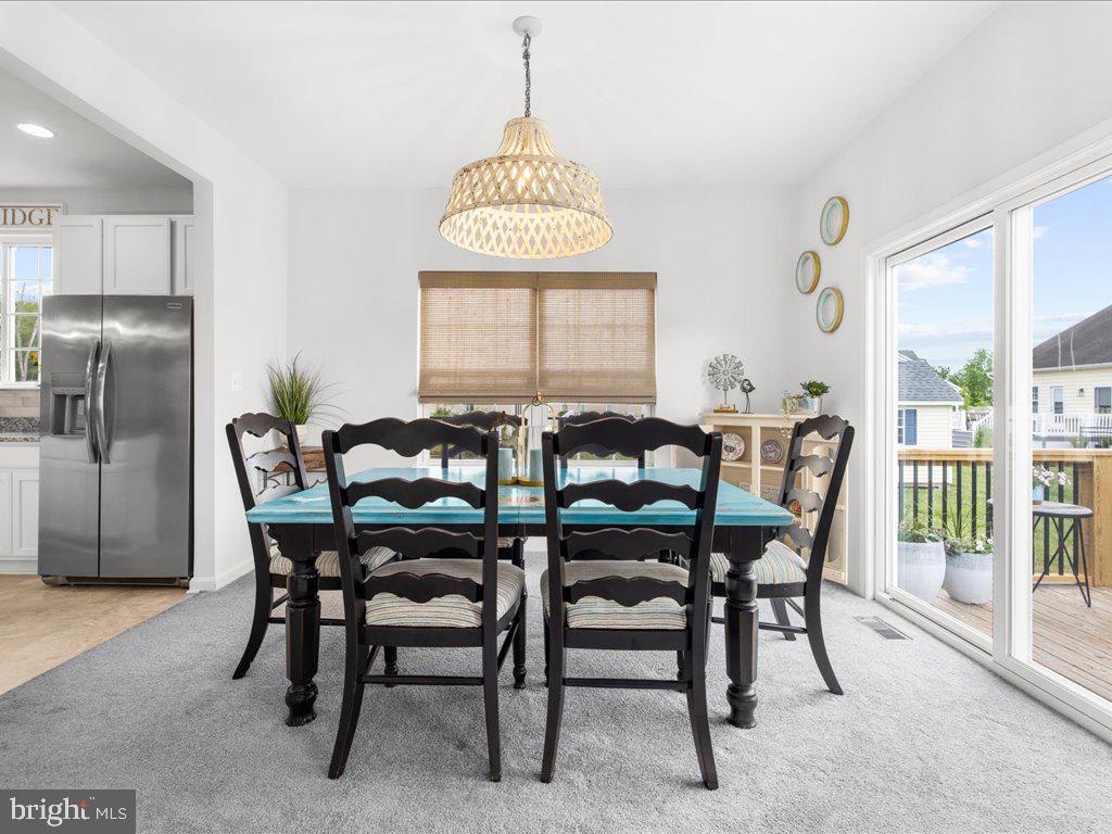 LONGBOAT ESTATES - Residential