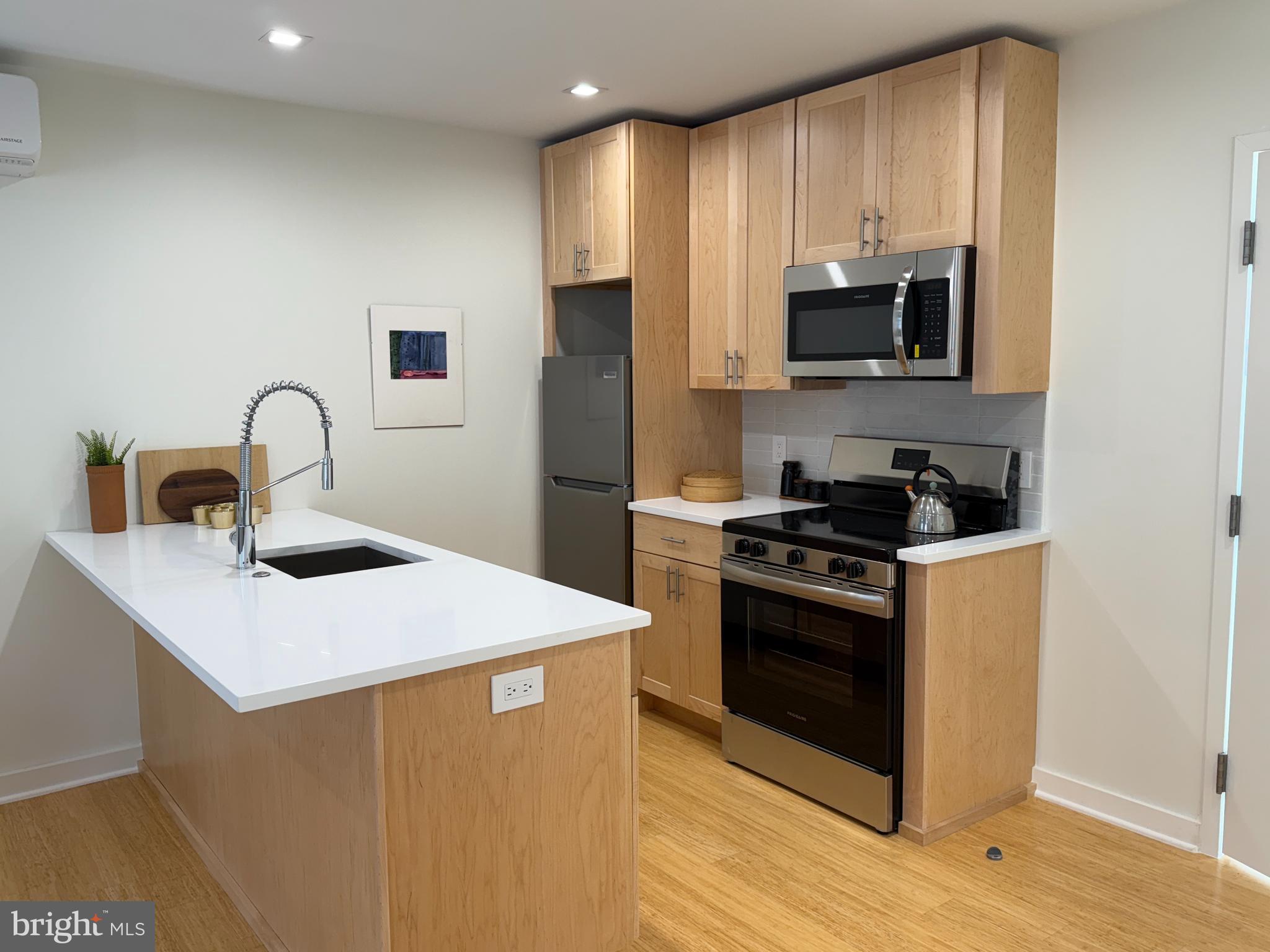 NEWBOLD - Residential Lease