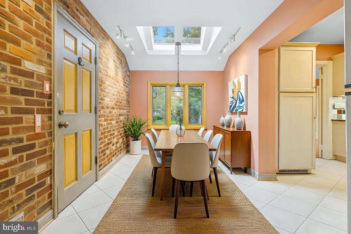 ROCK CREEK HILLS - Residential