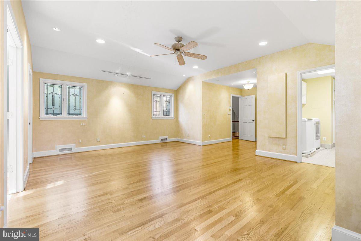 ROCK CREEK HILLS - Residential