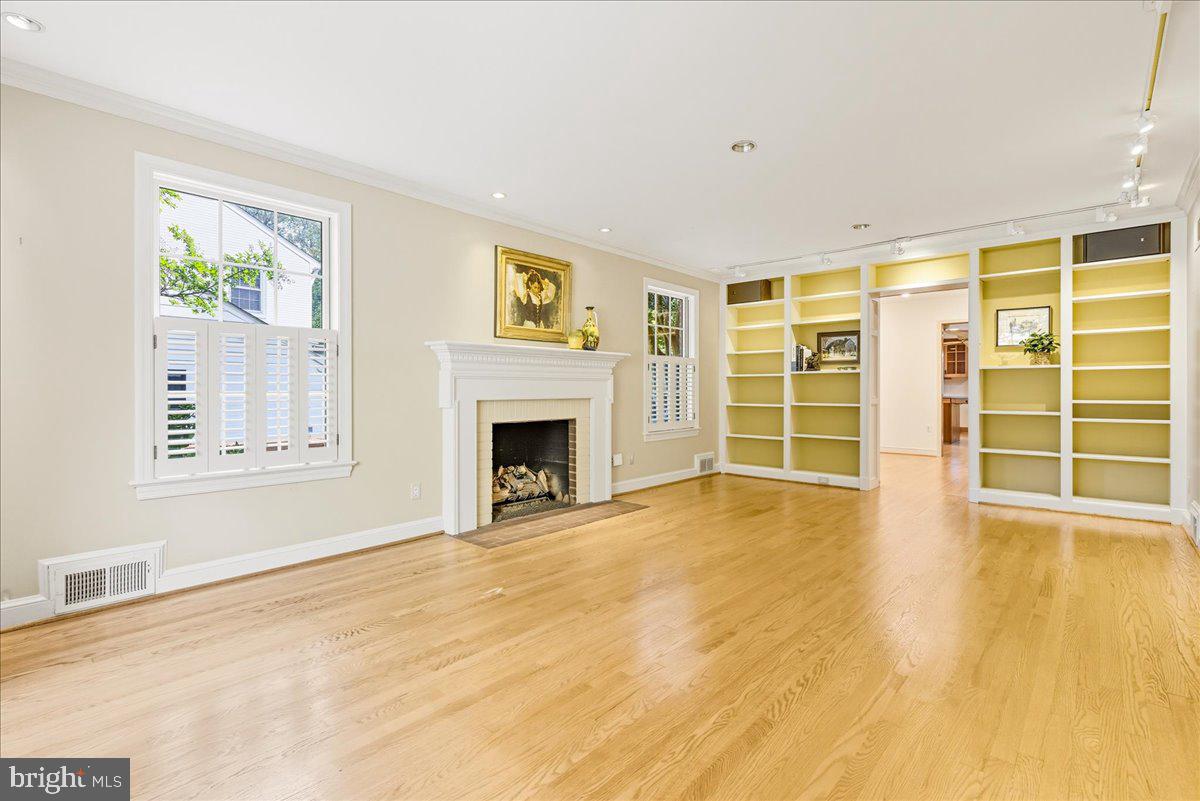 ROCK CREEK HILLS - Residential