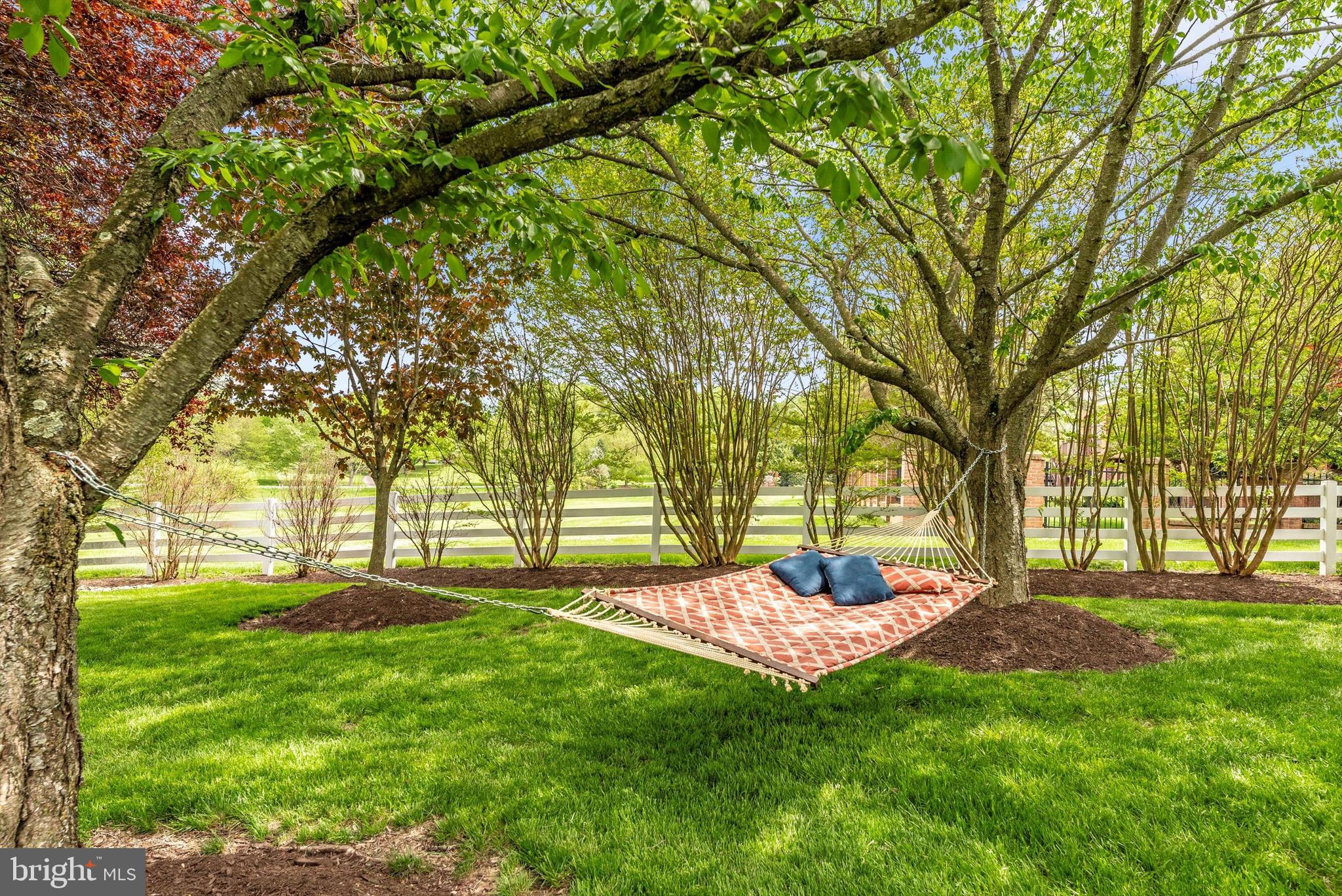 THE GREENS - Residential