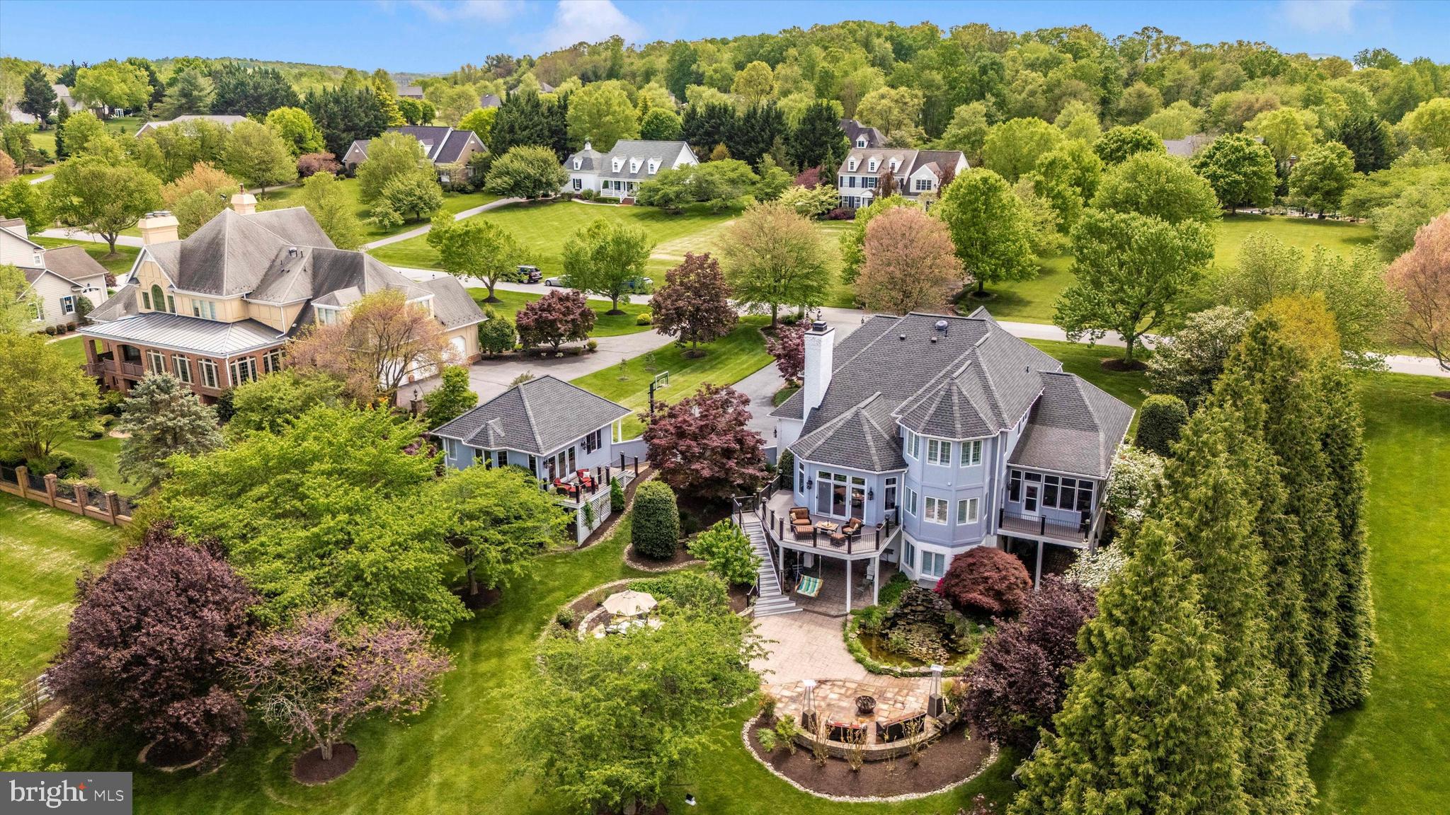 THE GREENS - Residential