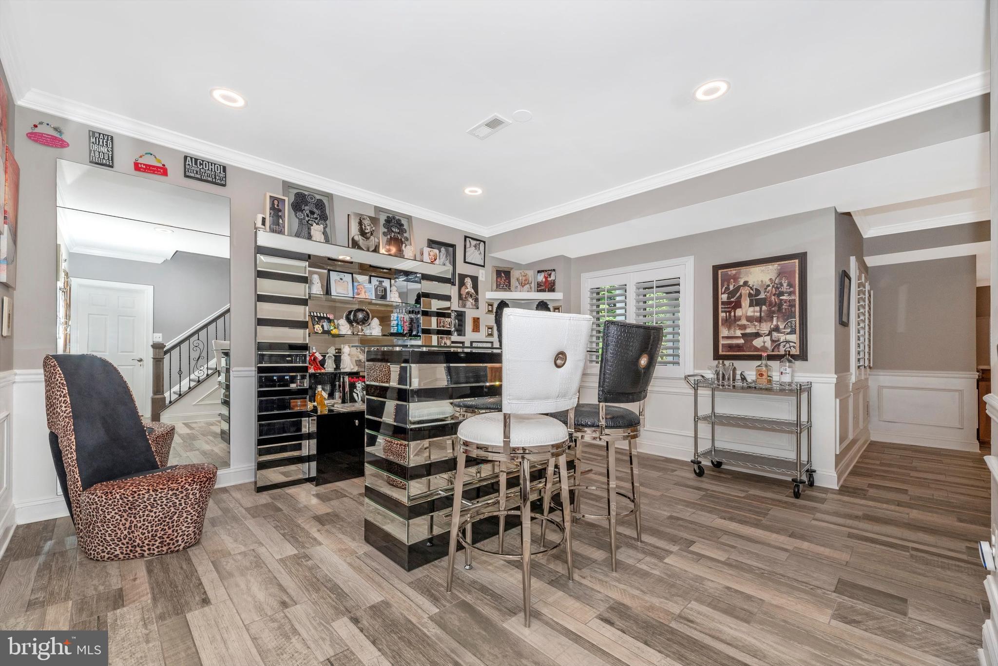 THE GREENS - Residential