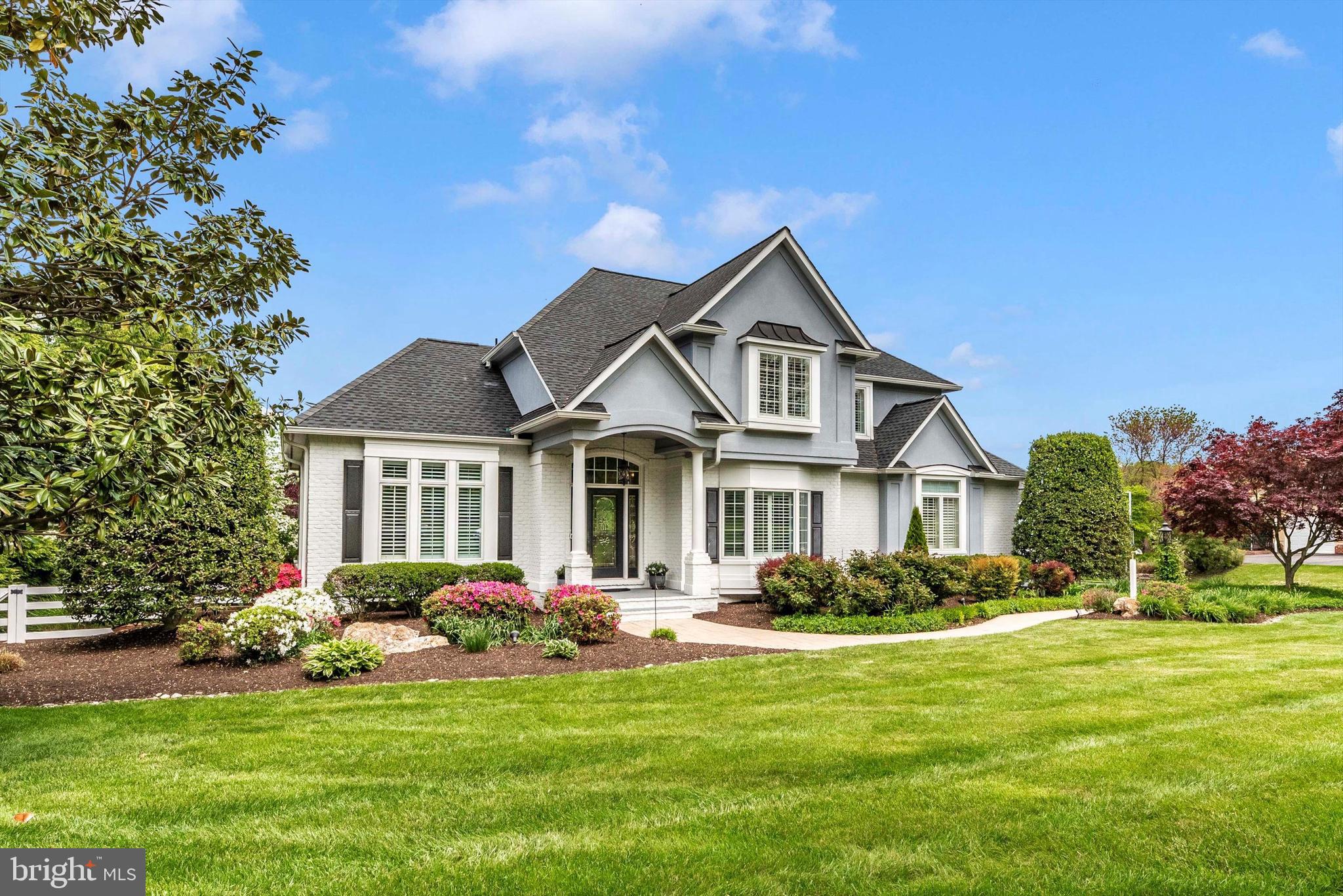 THE GREENS - Residential