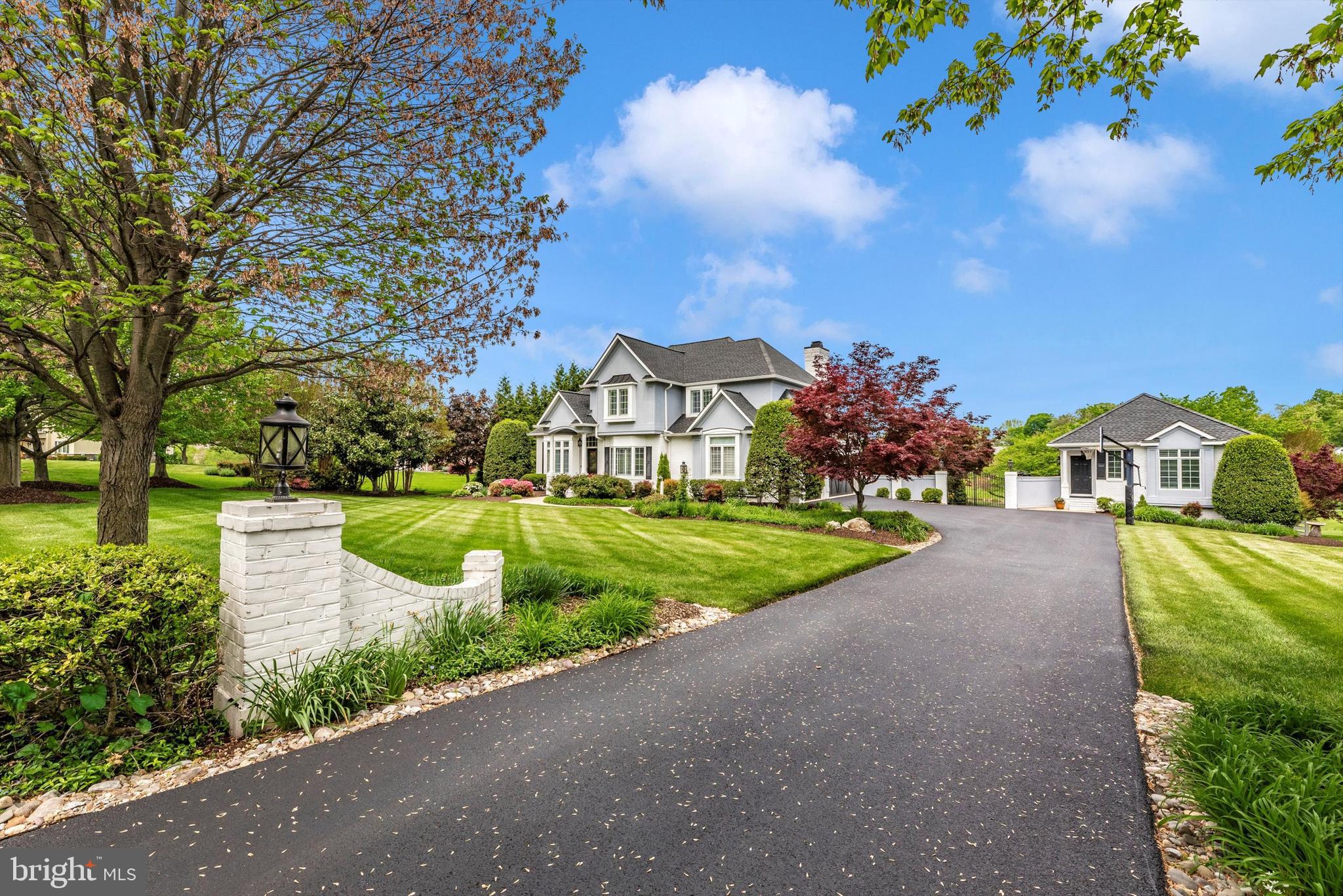 THE GREENS - Residential