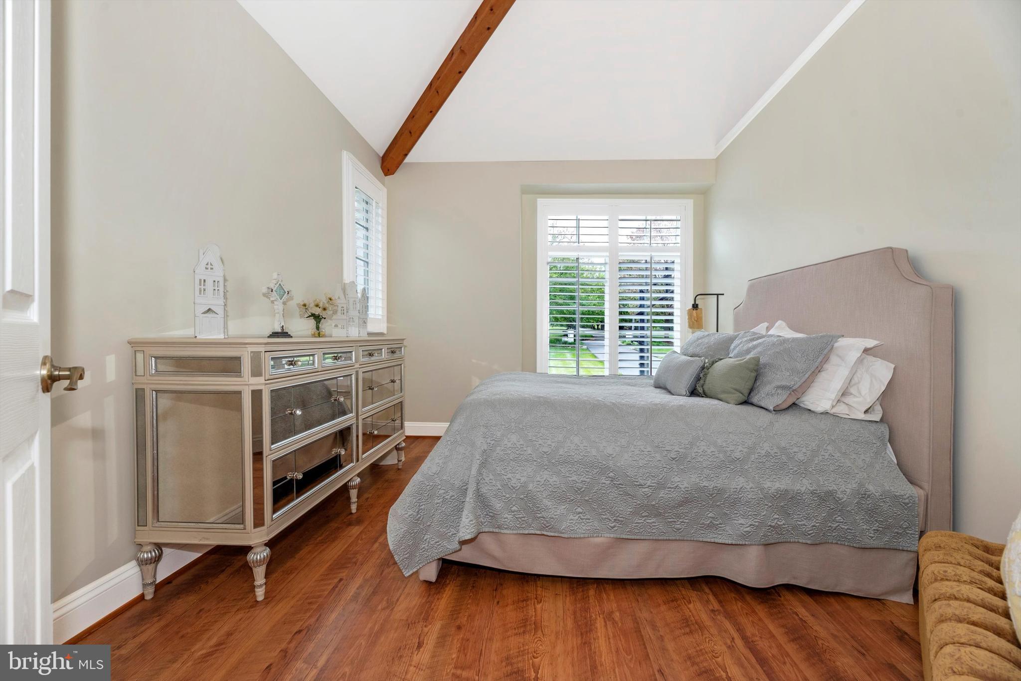 THE GREENS - Residential